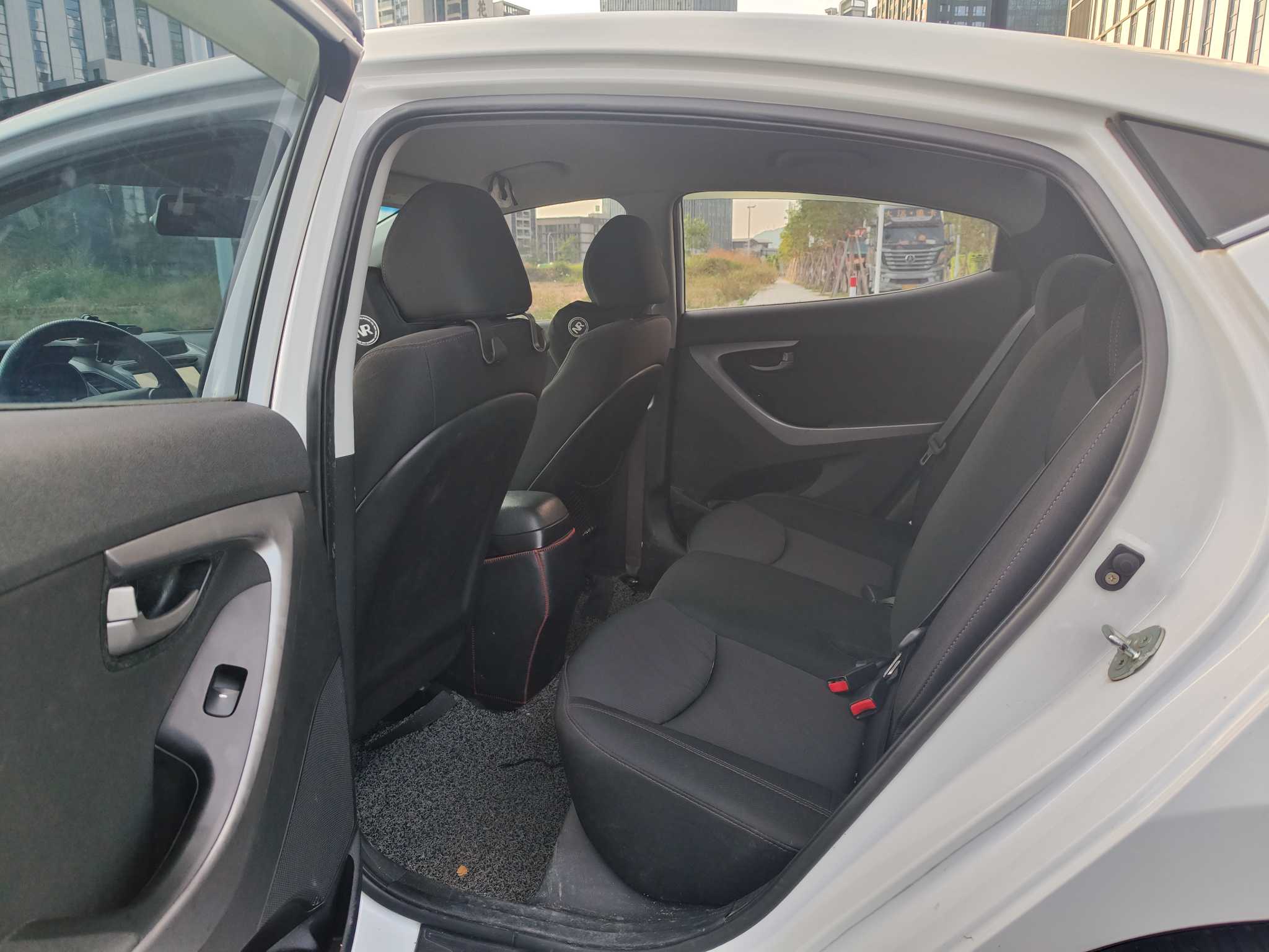 Hyundai Elantra MD 2016 car image #11