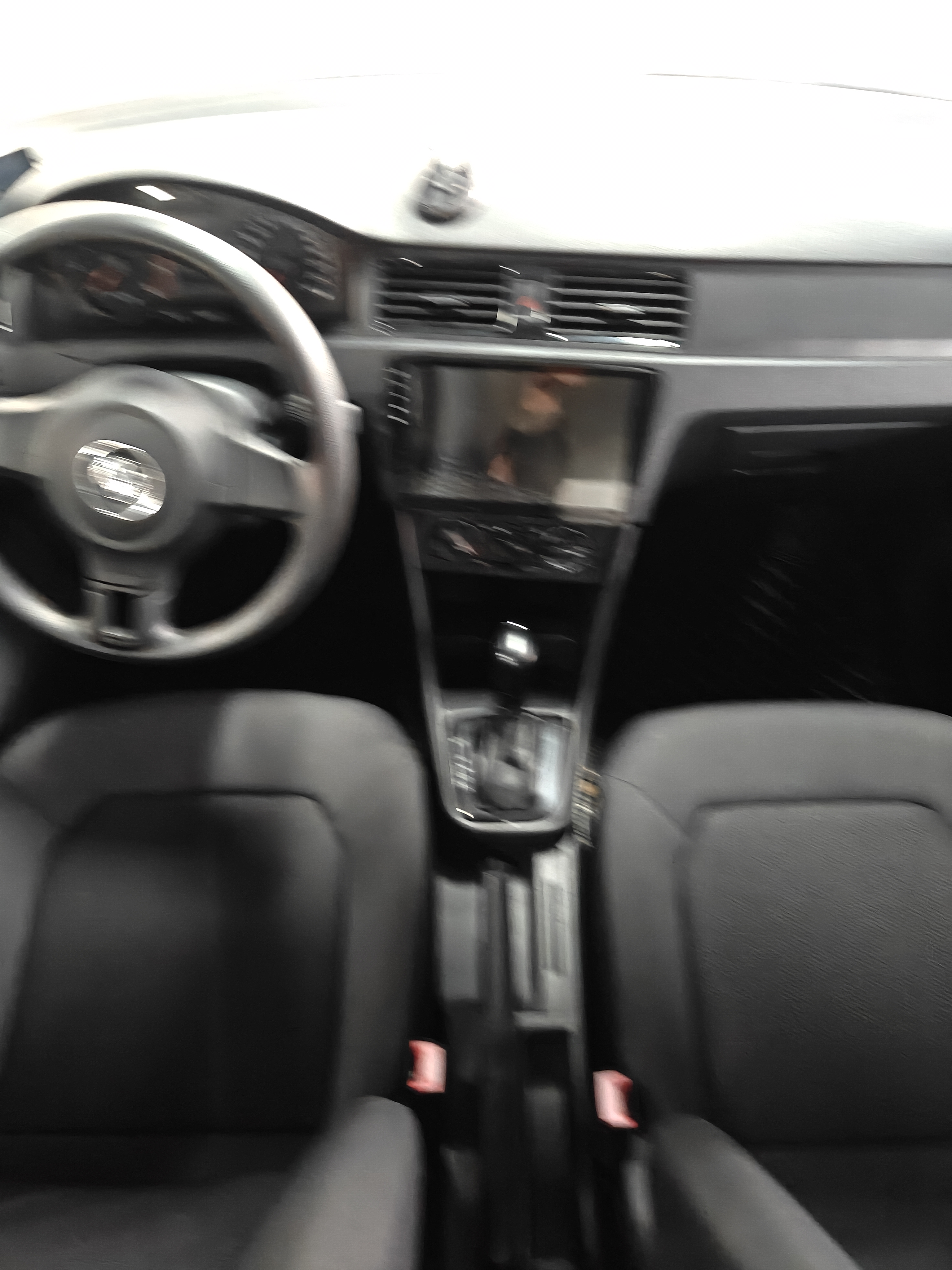 Santana 2014 car image #11