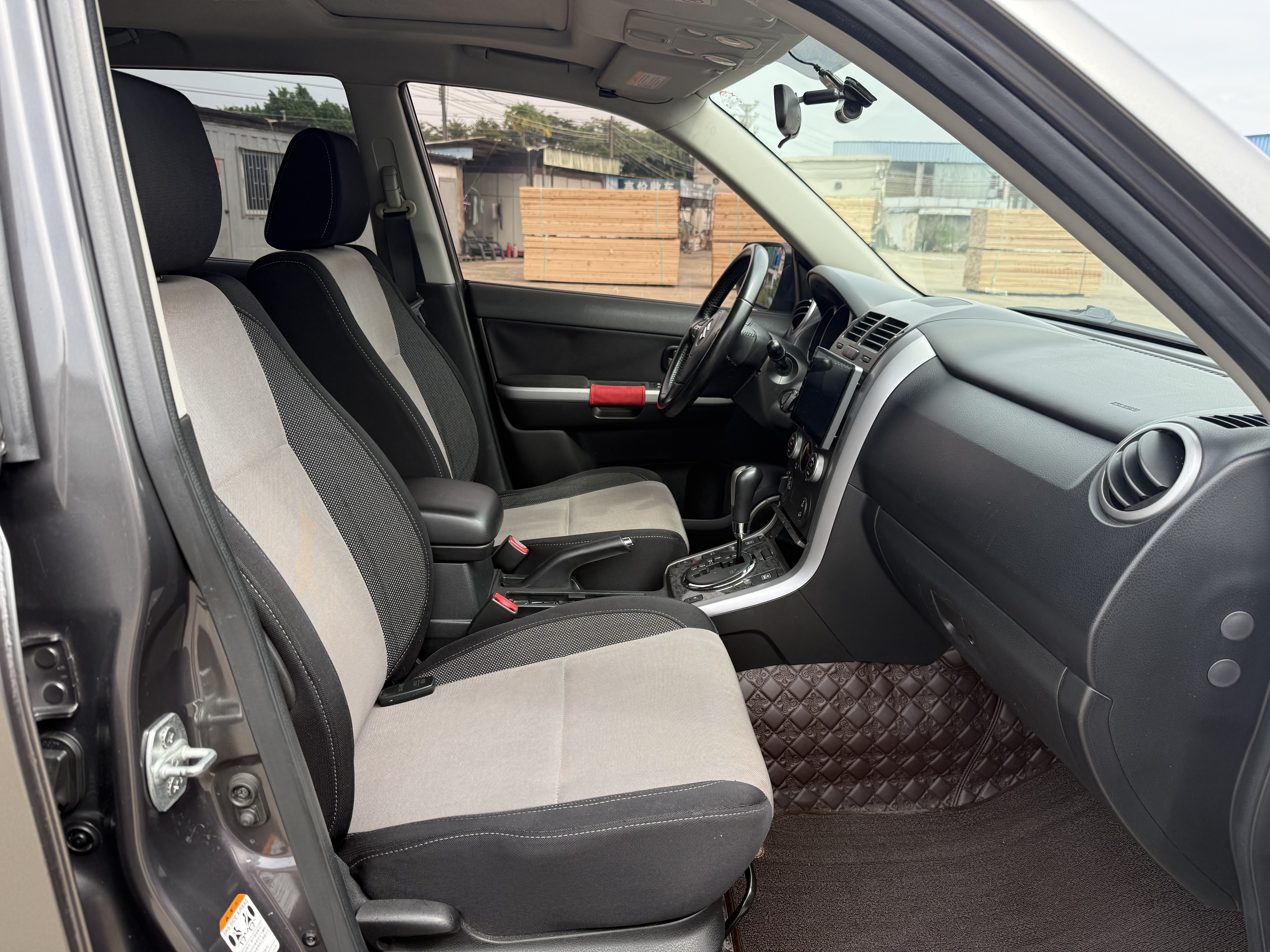 铃木 超级维特拉 2012 汽车图片 #11