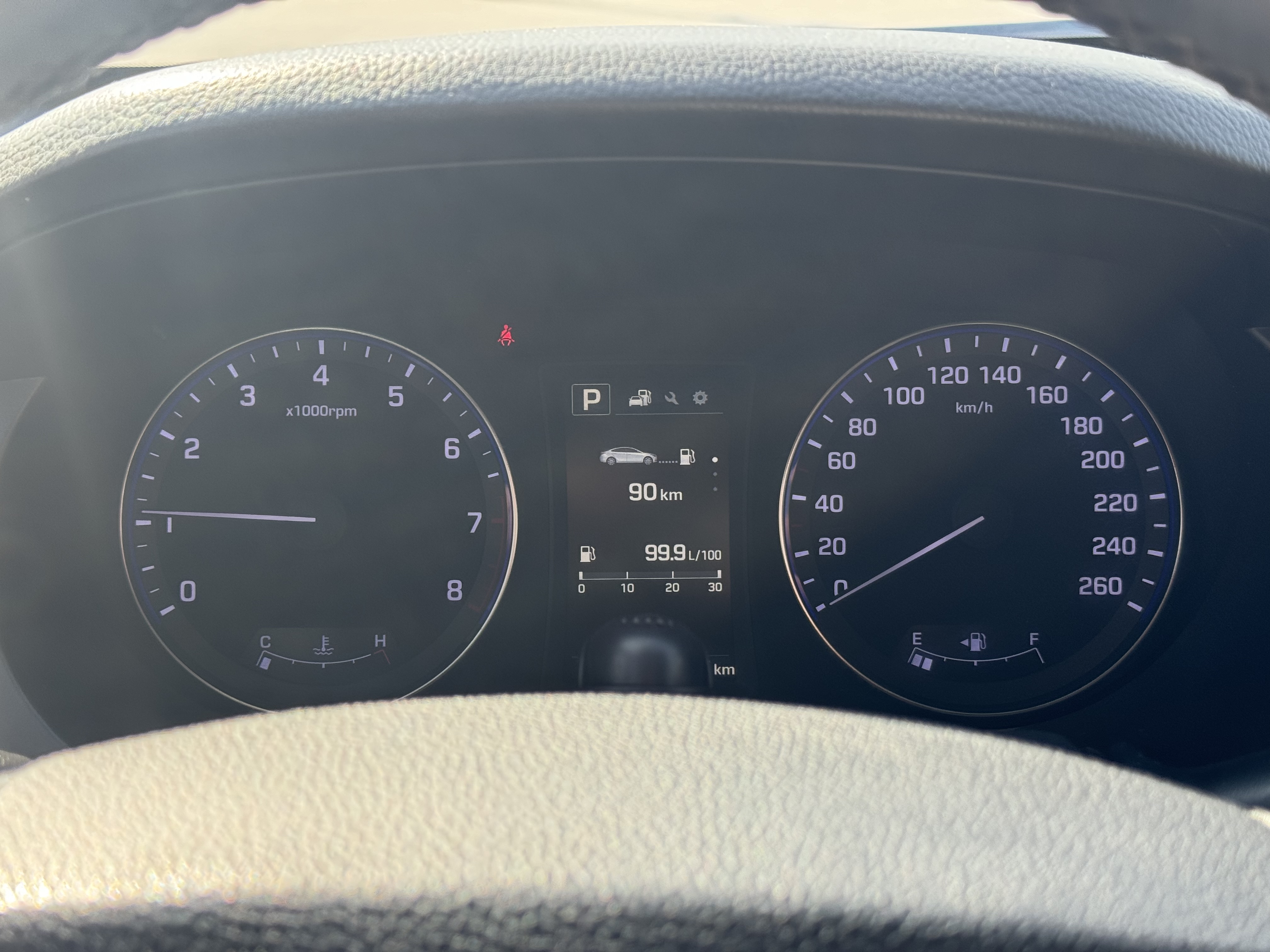 Hyundai Mistra 2016 car image #11