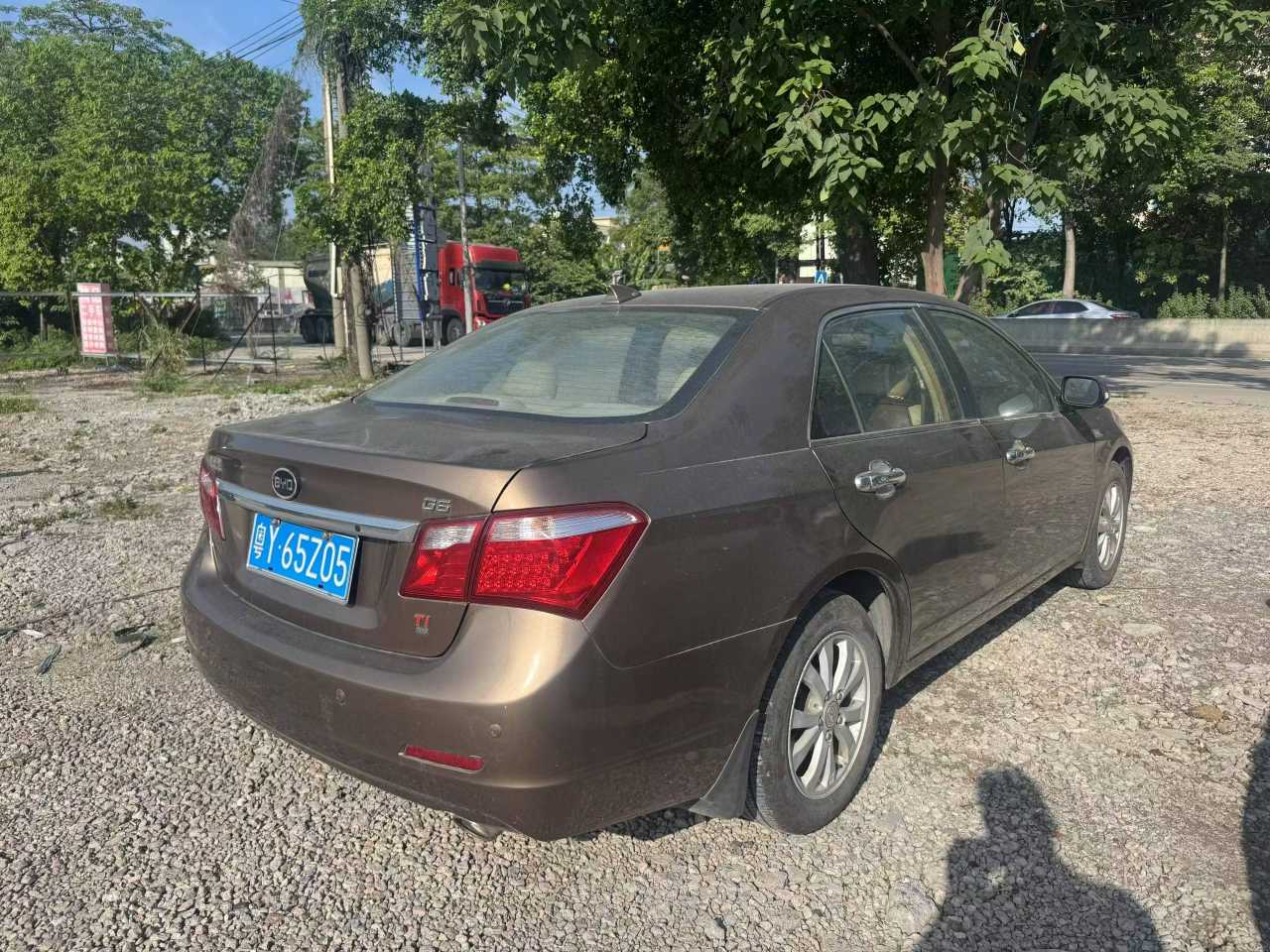 BYD G6 2015 immagine di auto #11