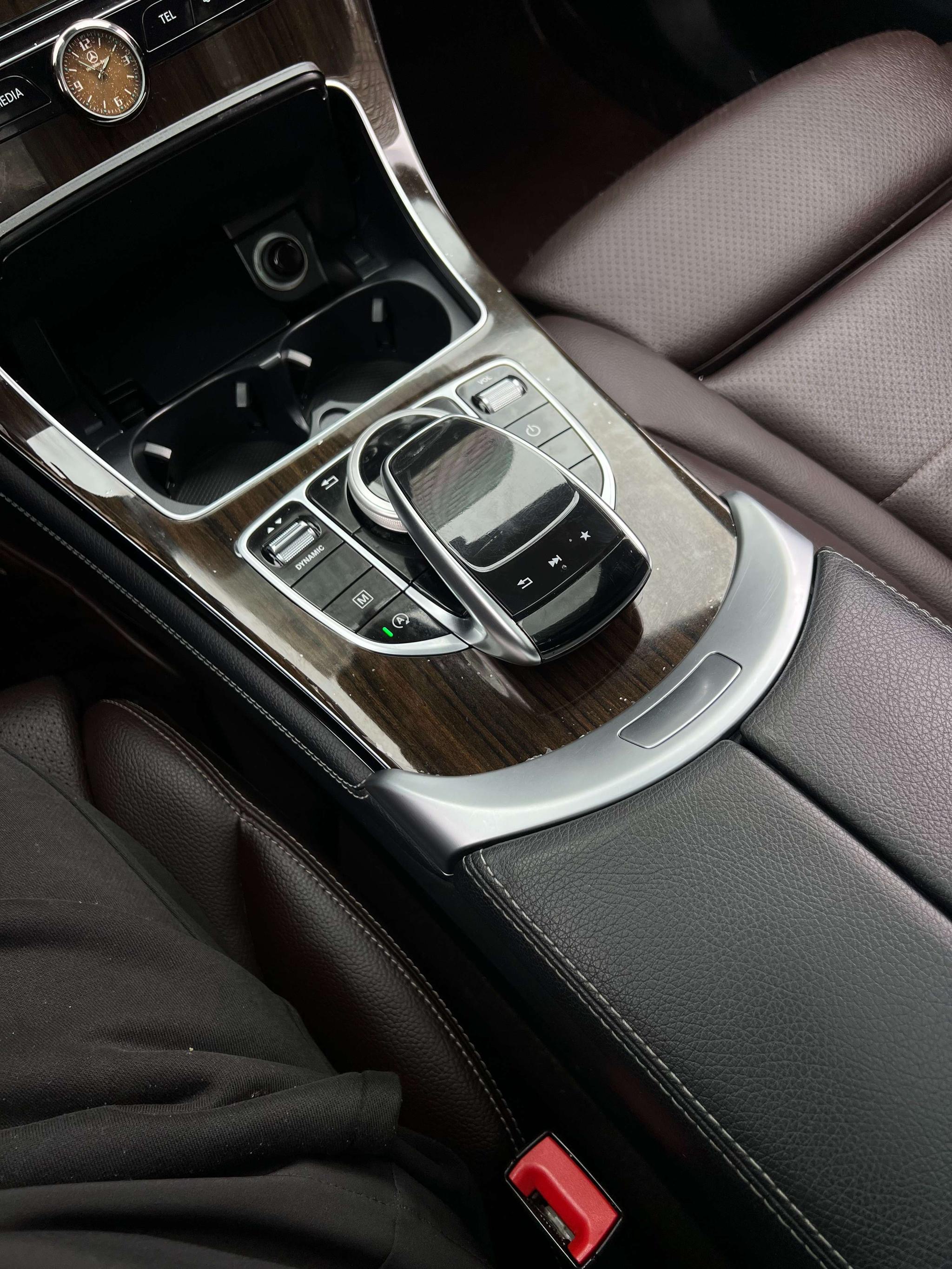 Mercedes-Benz GLC Class 2017 car image #11