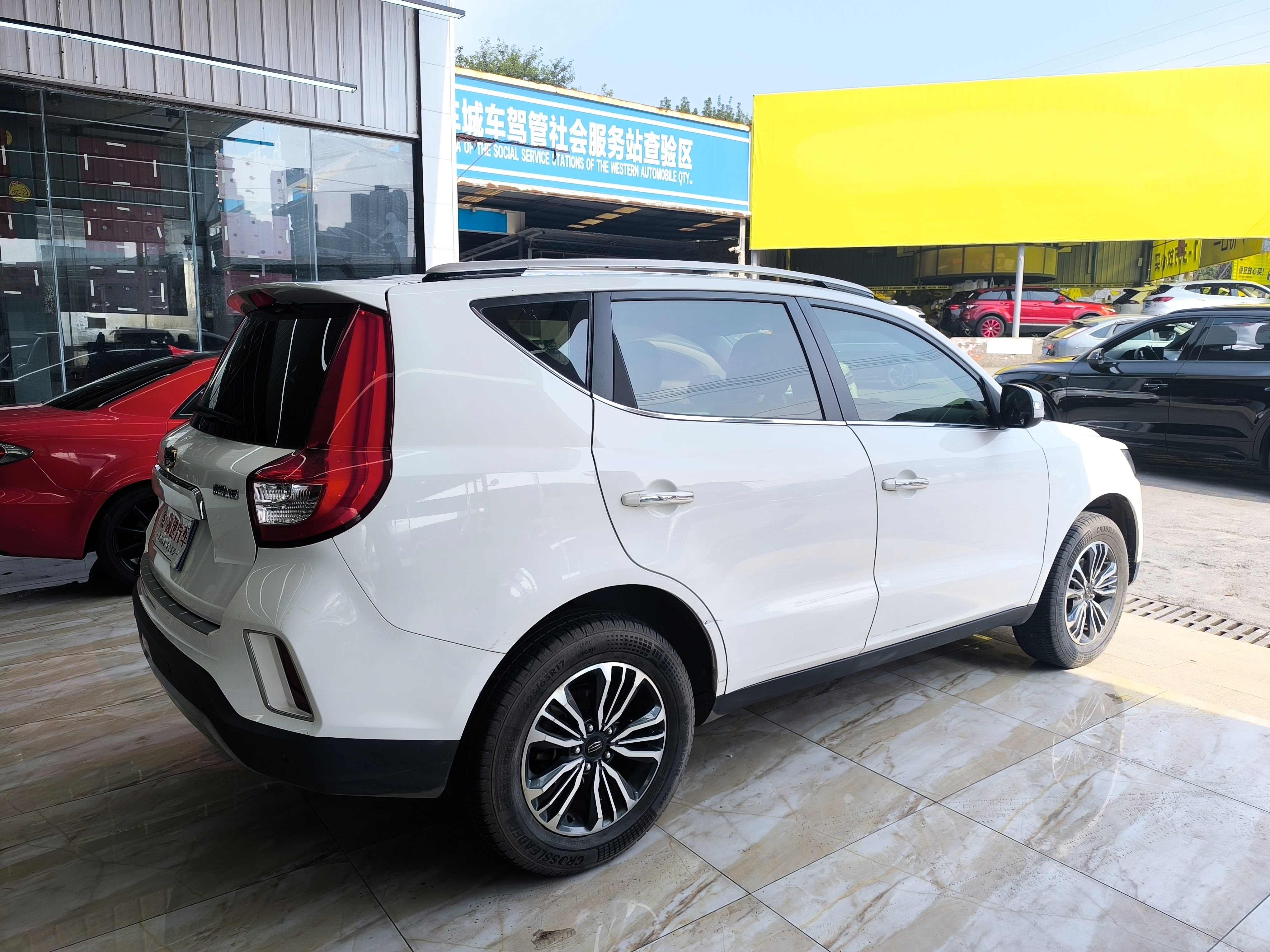 GEELY Vision X6 2017 car image #11