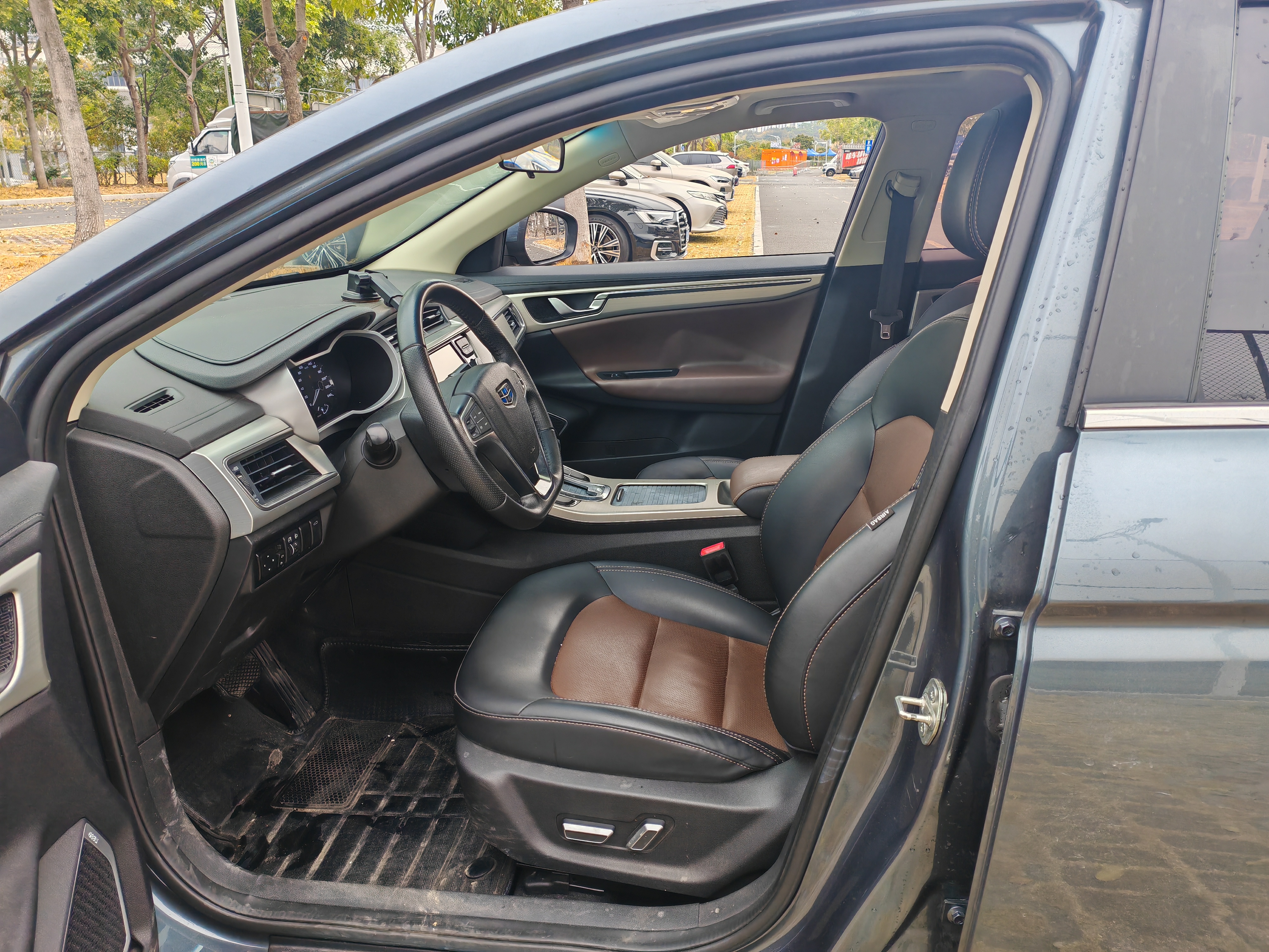 Emgrand GL 2017 #11 Emgrand GL 2017 car image #11