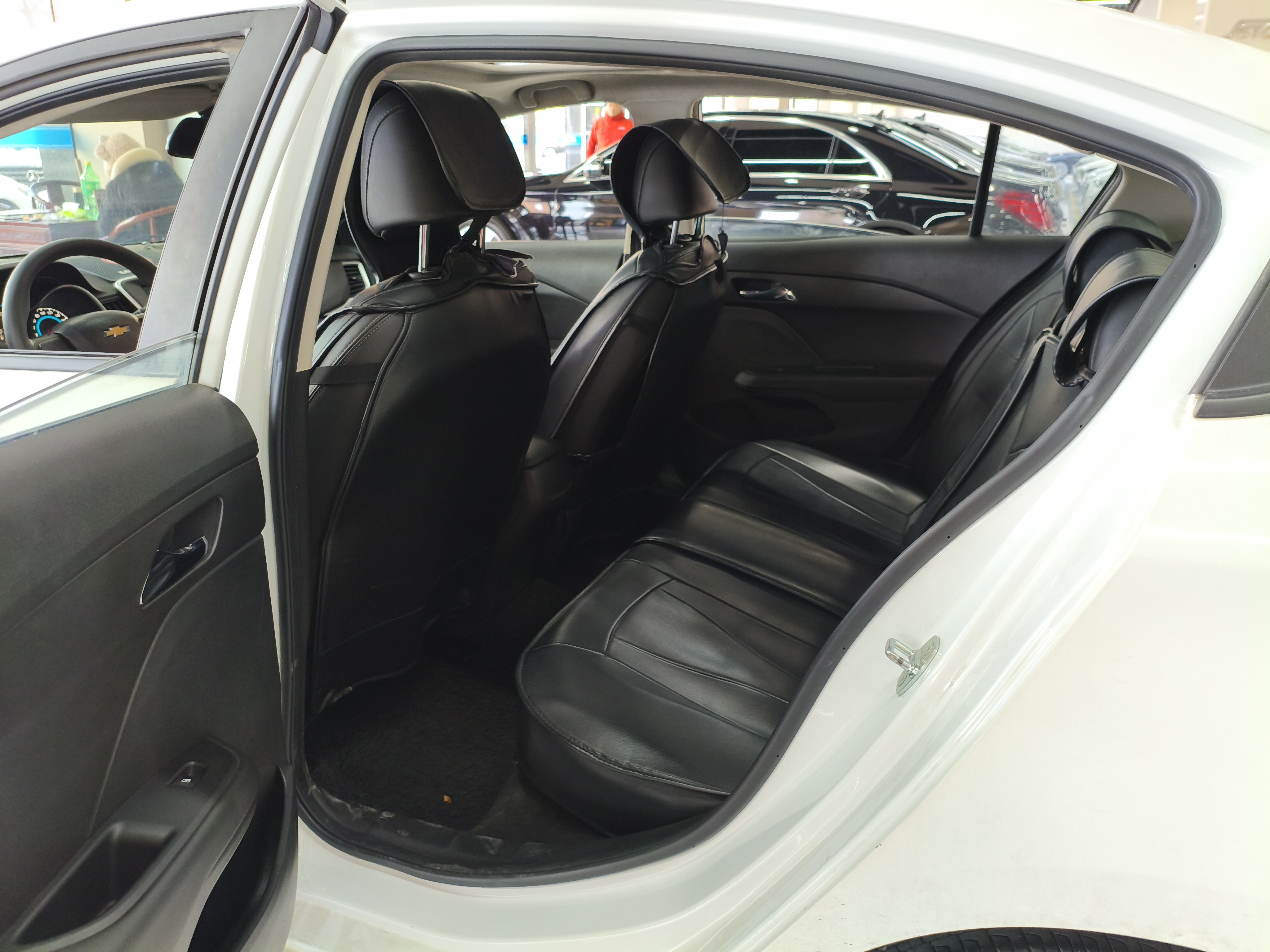 Chevrolet Cavalier 2017 car image #11