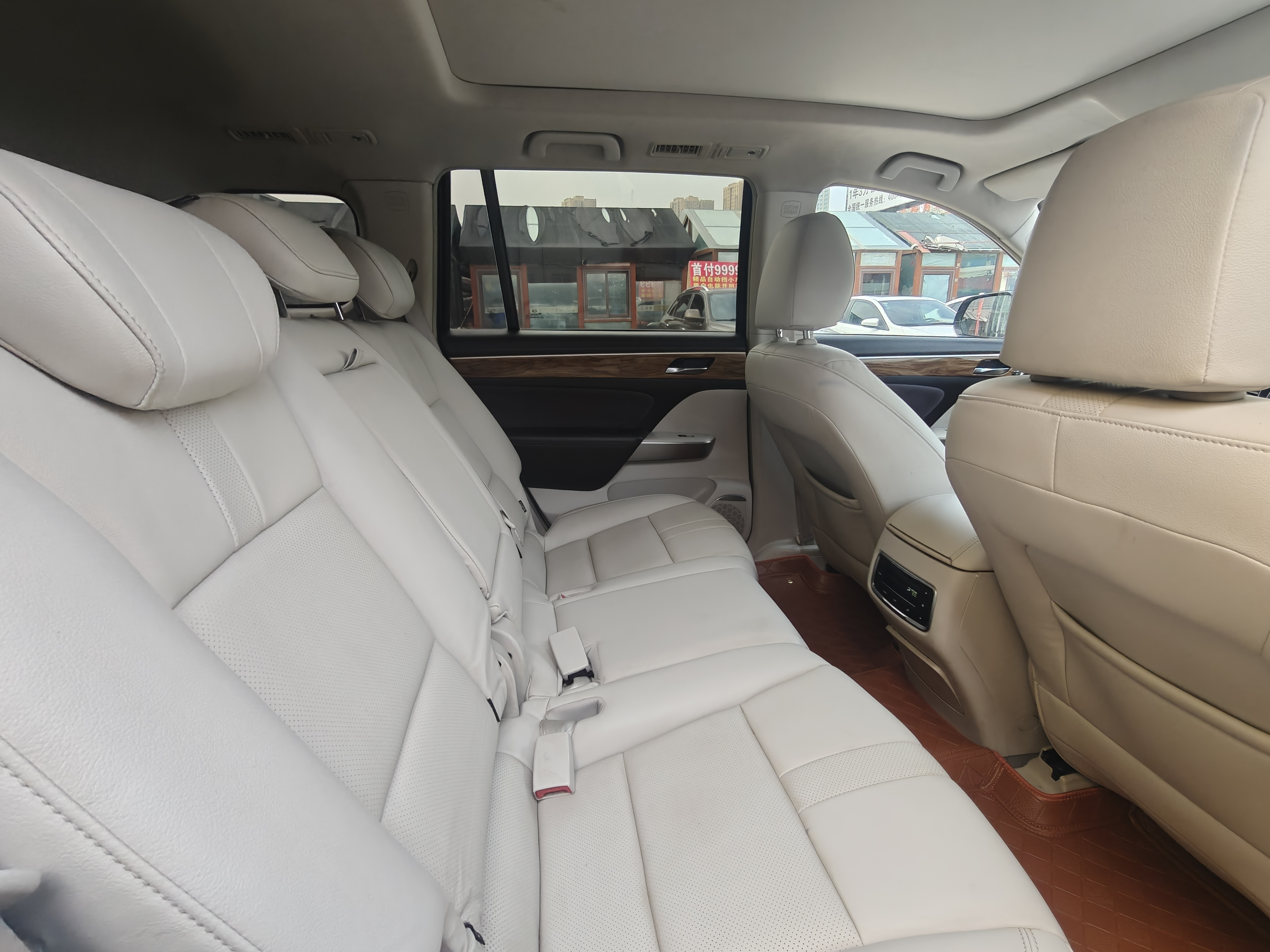 GAC Trumpchi GS8 2017 car image #11