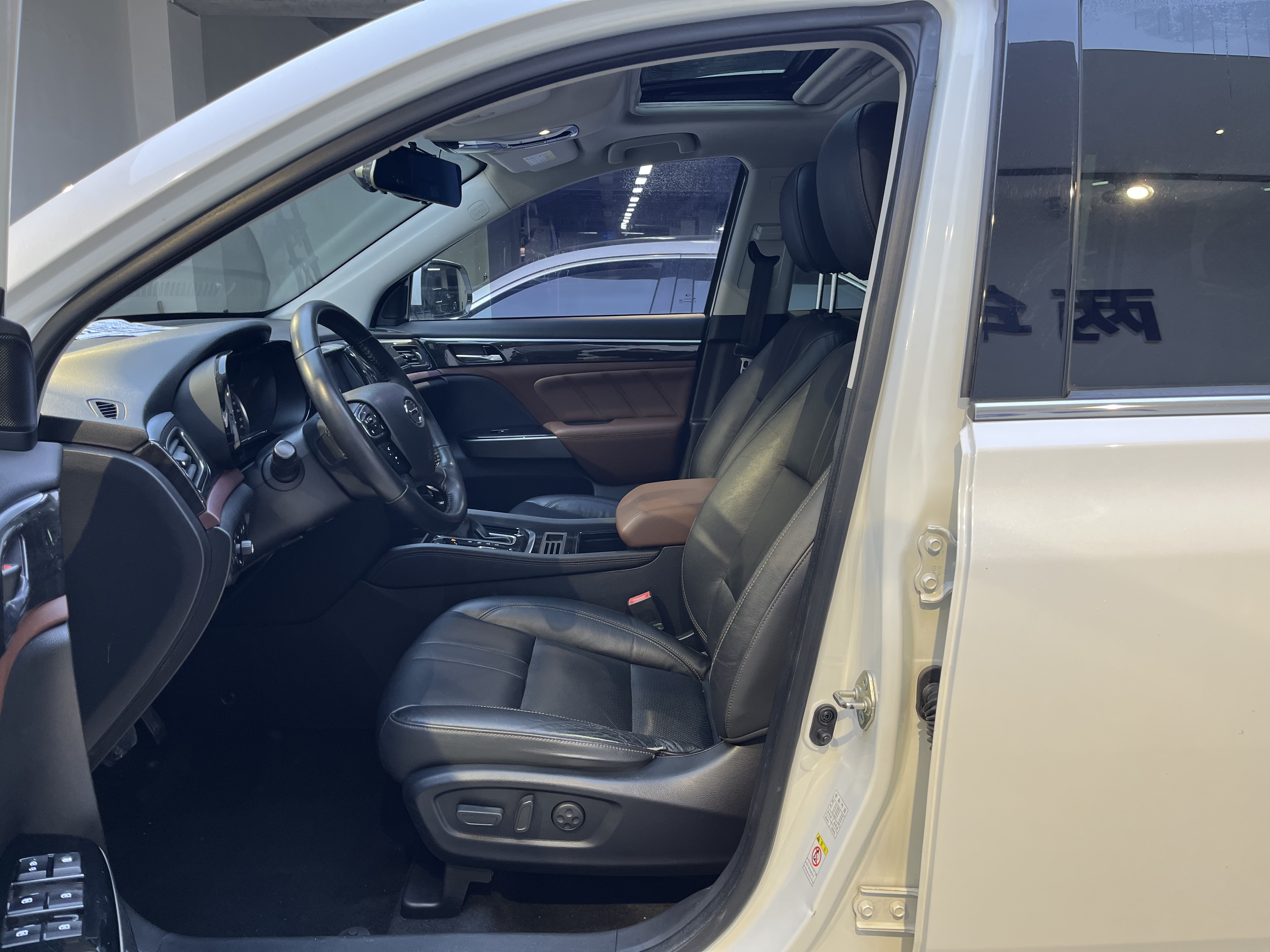 GAC Trumpchi GS8 2019 car image #11