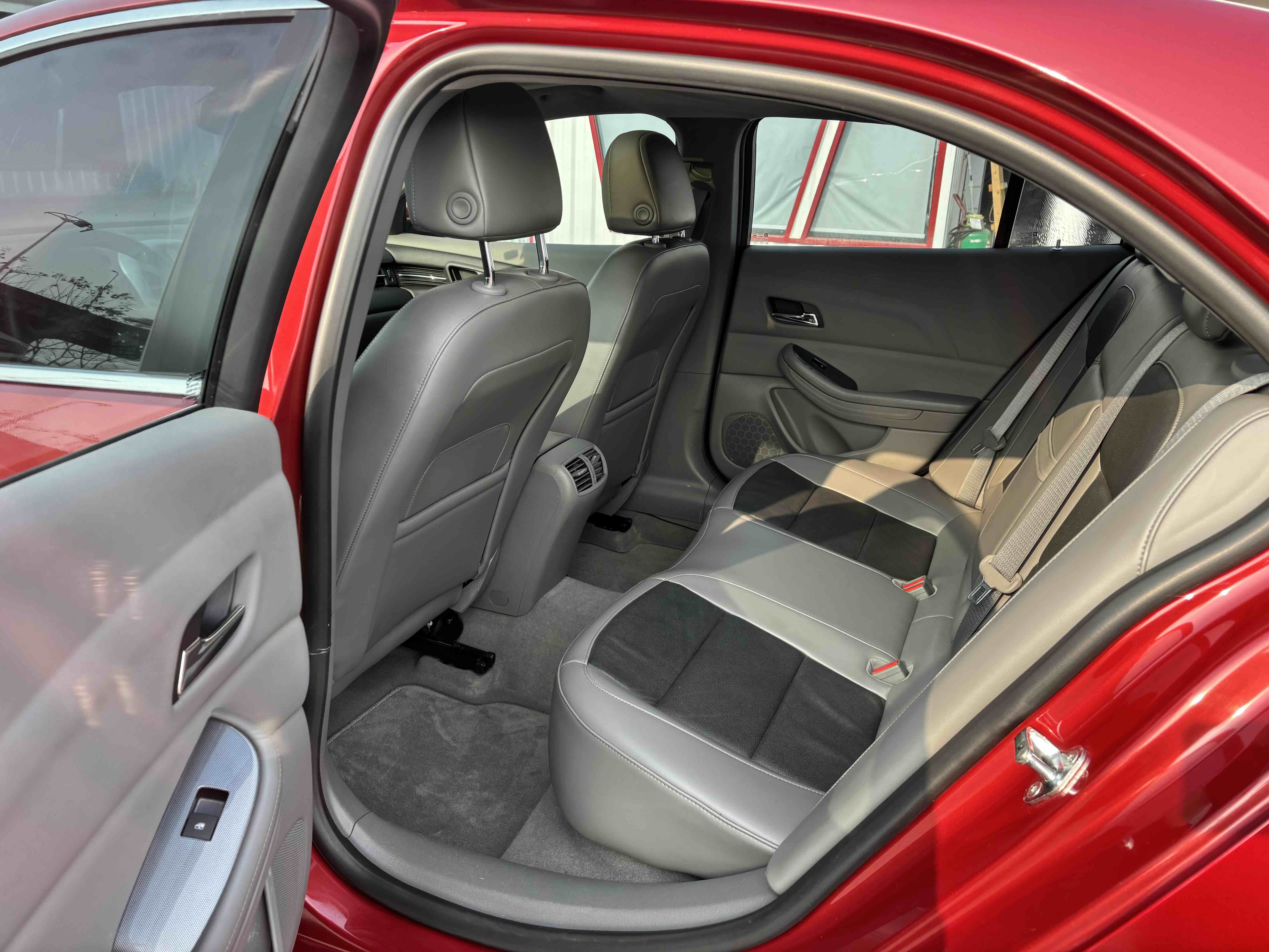 Chevrolet Malibu 2013 изображение автомобиля #11