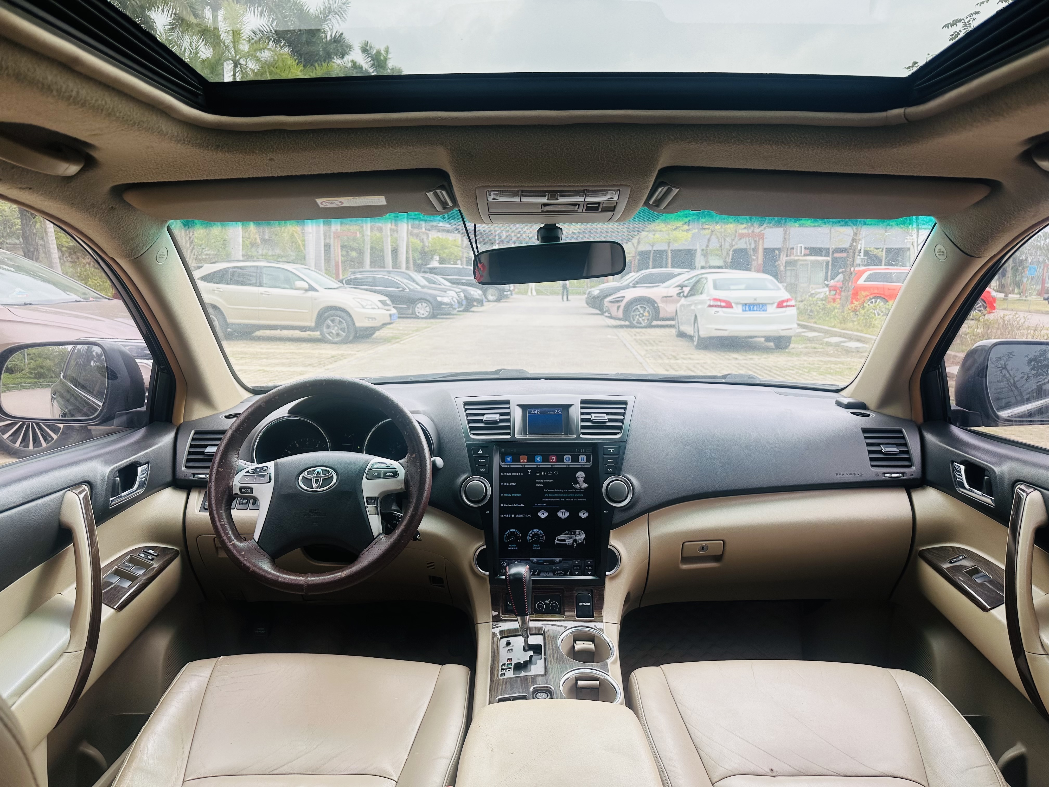 Toyota Highlander 2010 image de voiture #11