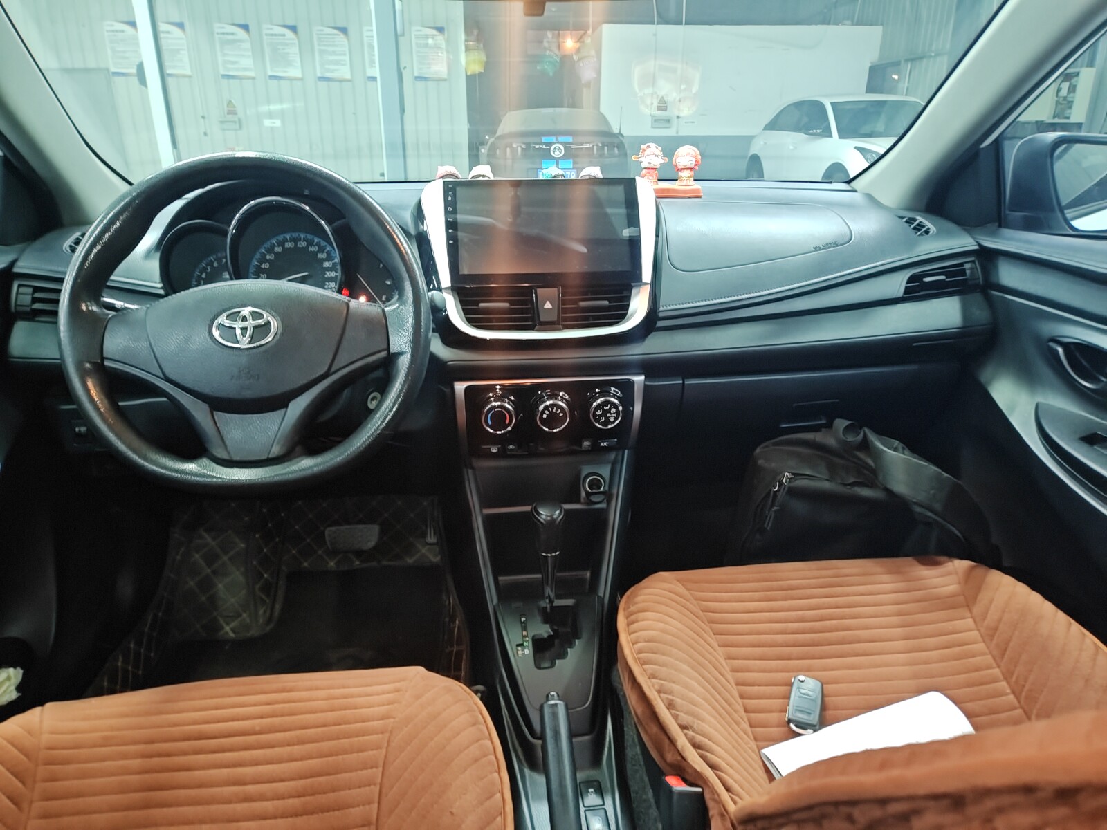 Yaris L Zhixuan 2017 car image #11