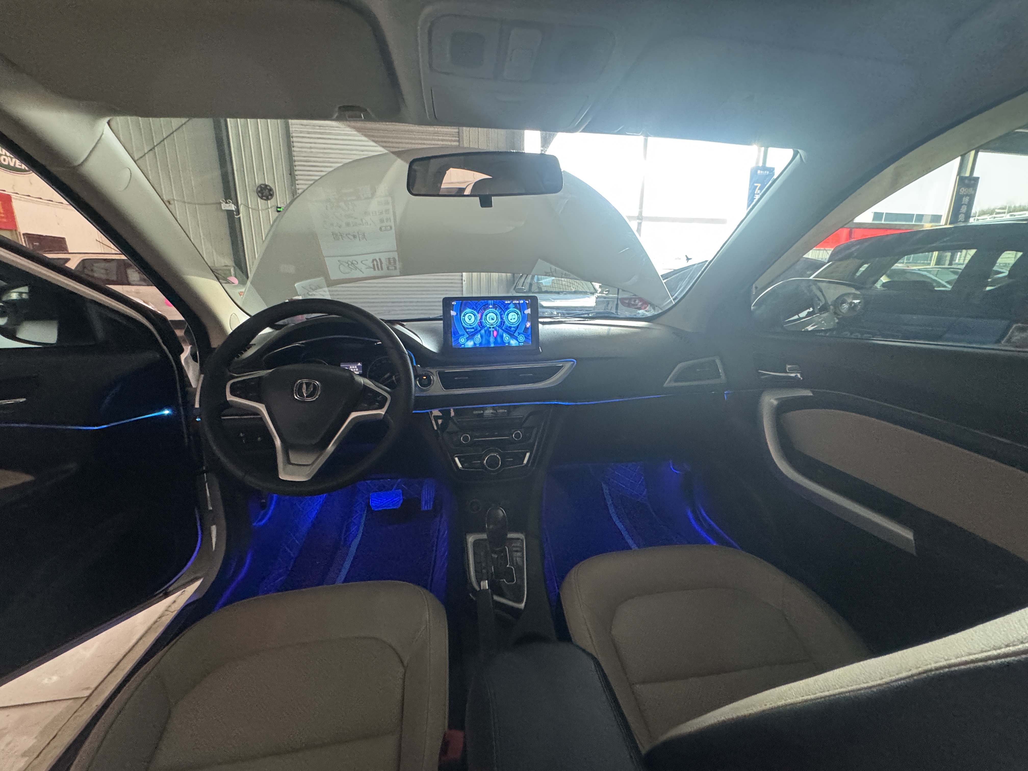 Changan Alsvin V7 2017 car image #11