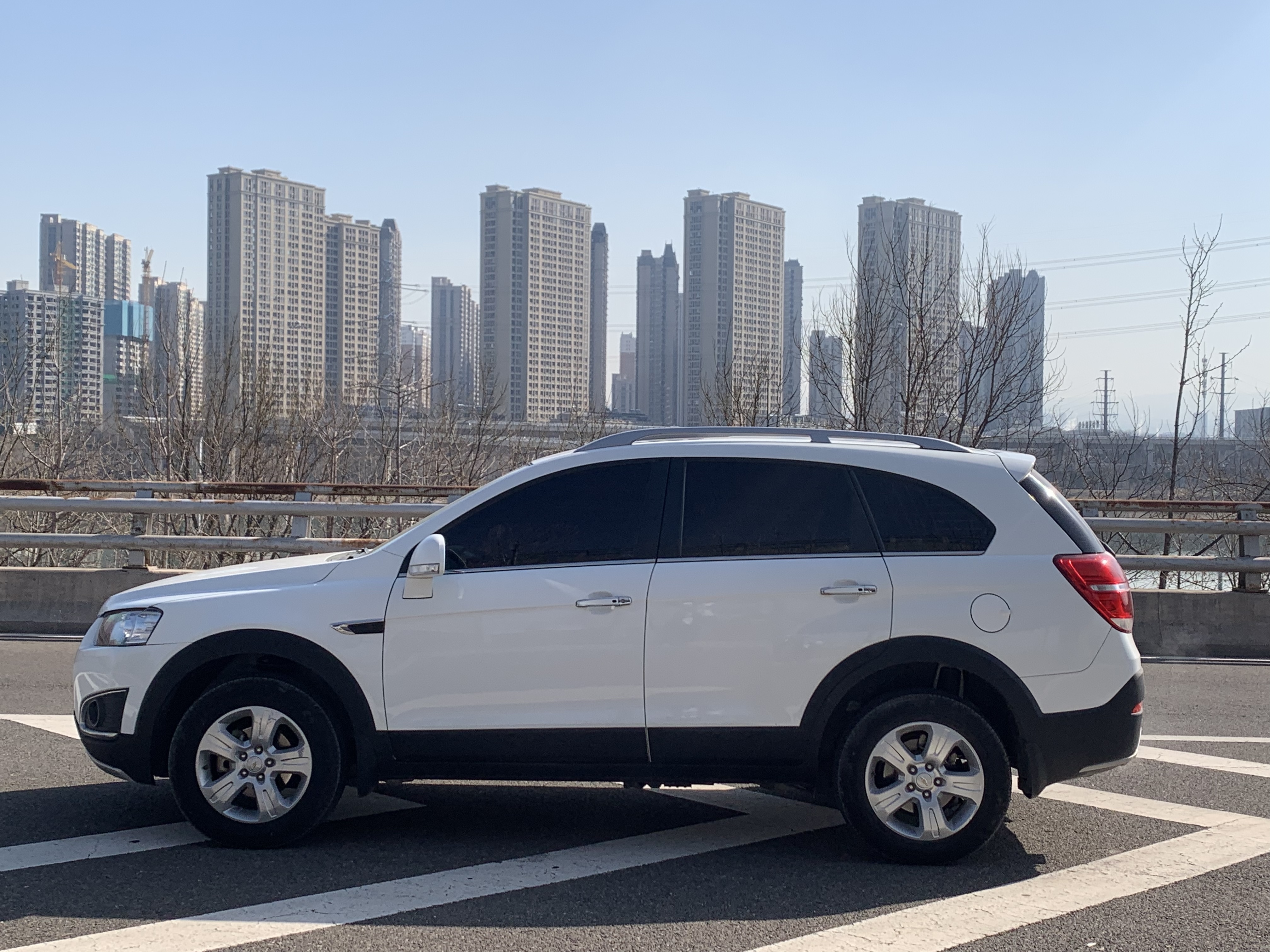 Chevrolet Captiva 2016 car image #11