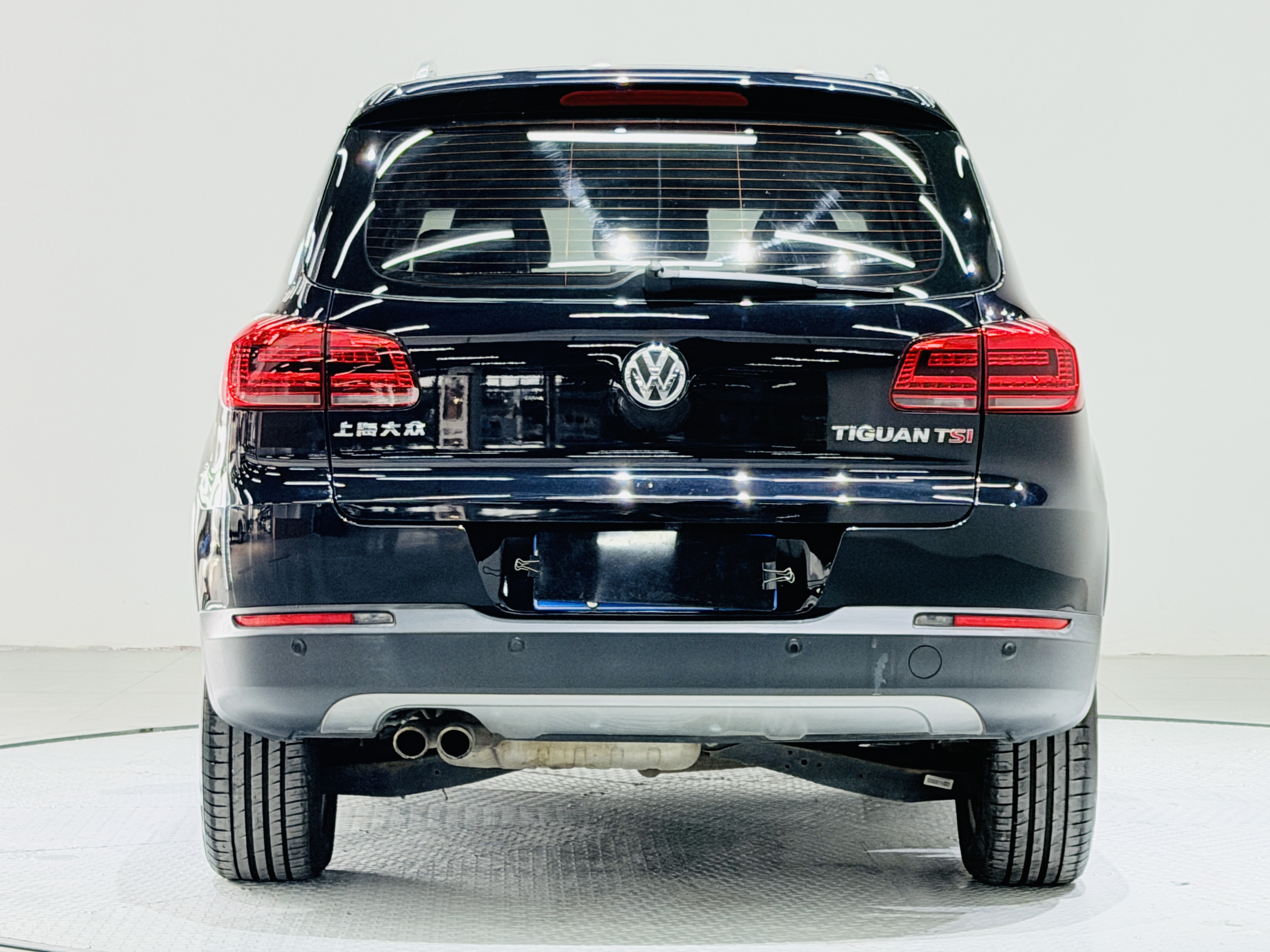 Volkswagen Tiguan 2014 car image #11