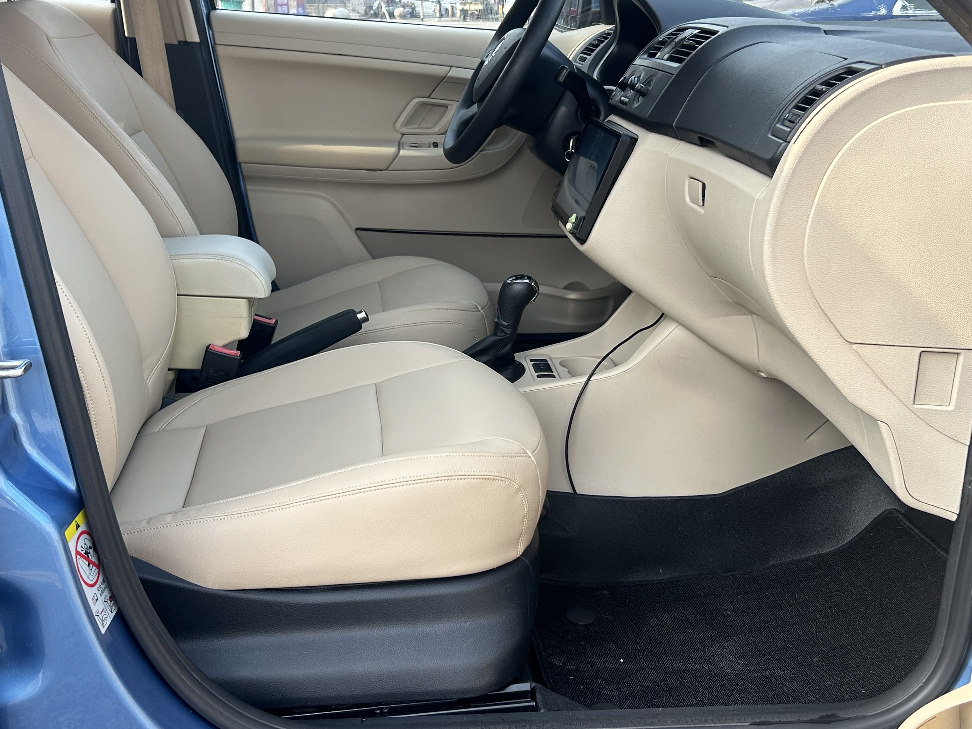 Skoda Fabia 2014 immagine di auto #11