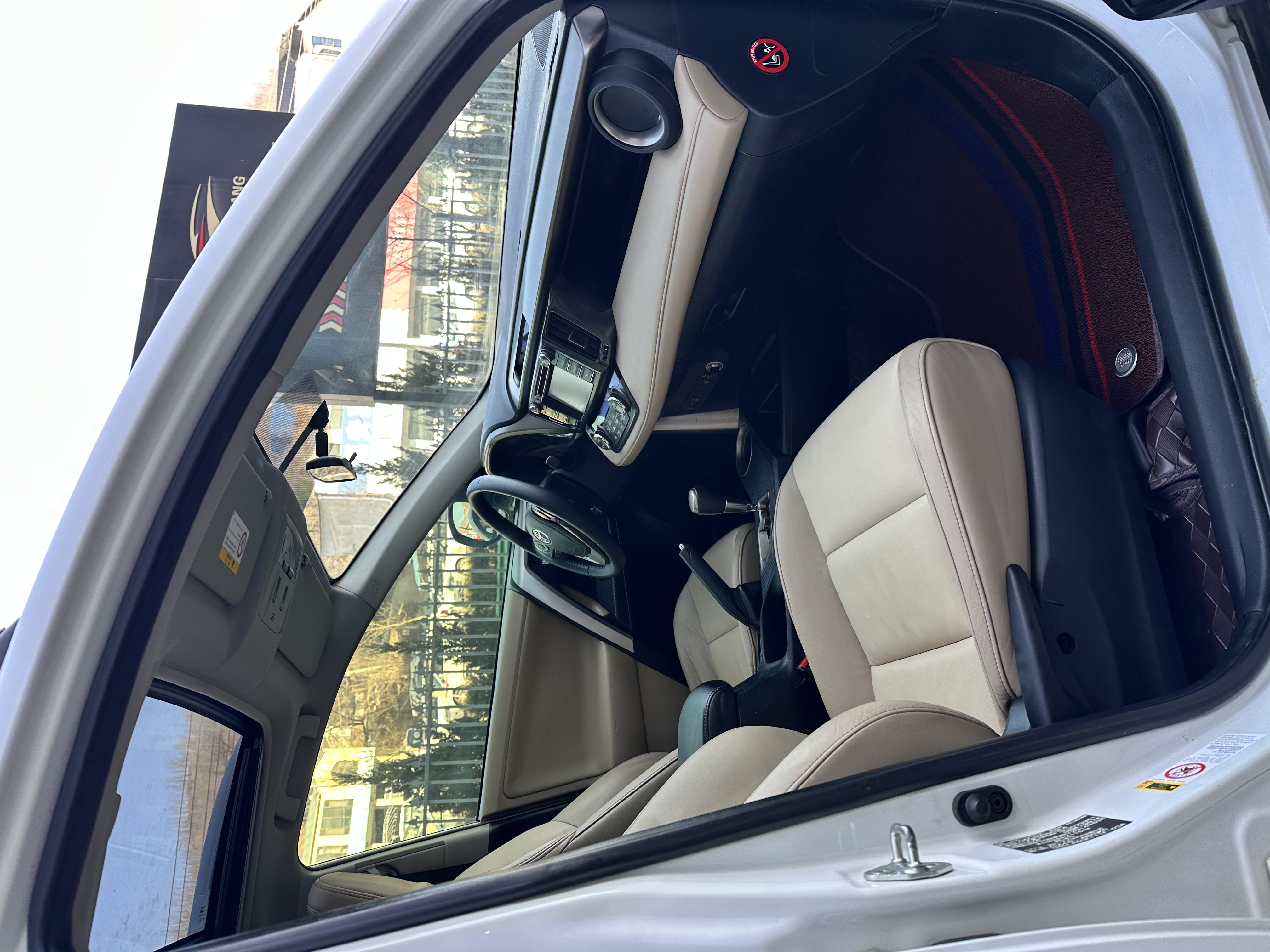 Toyota RAV4 2014 immagine di auto #11