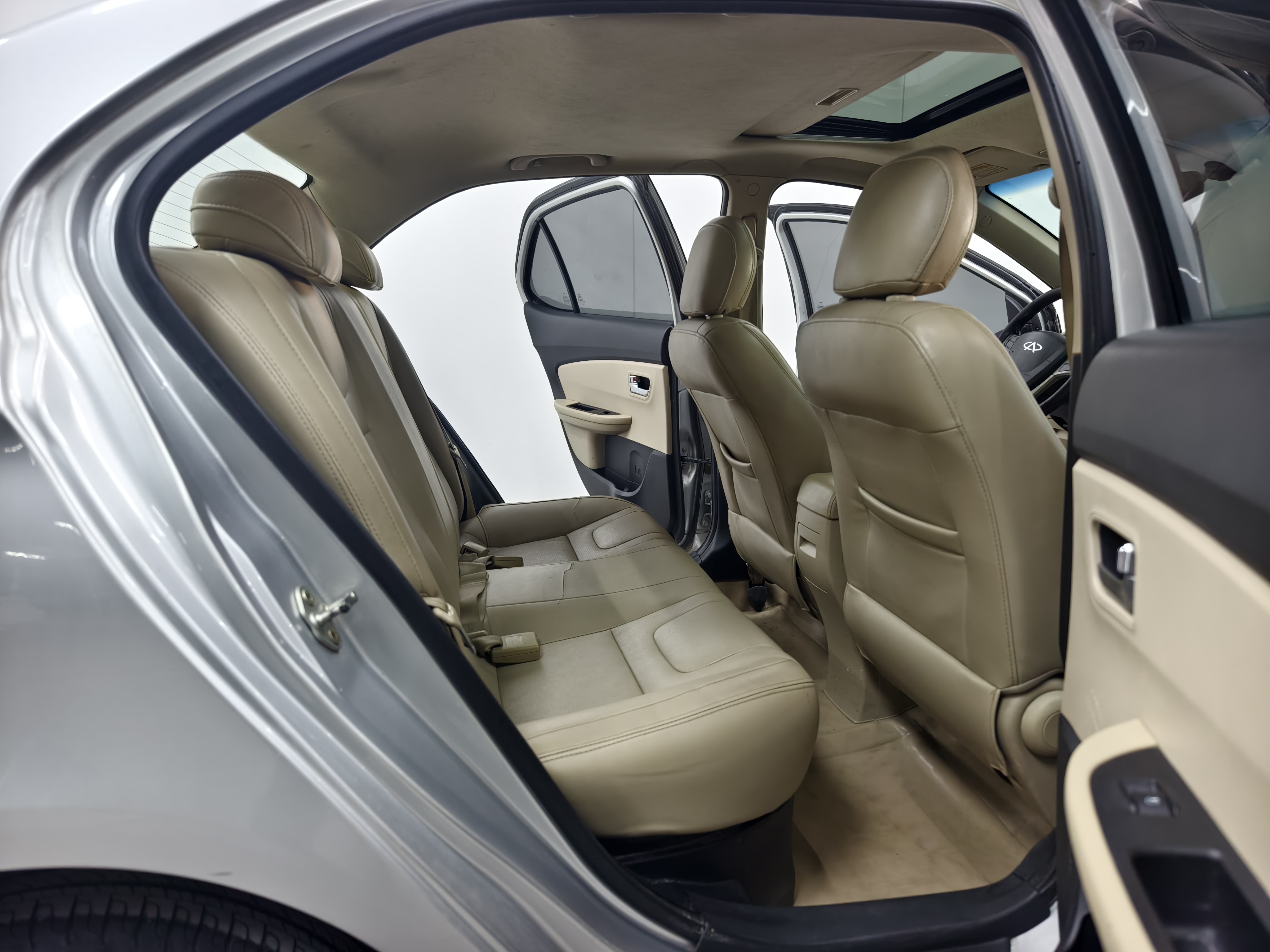 Chery E3 2014 car image #11