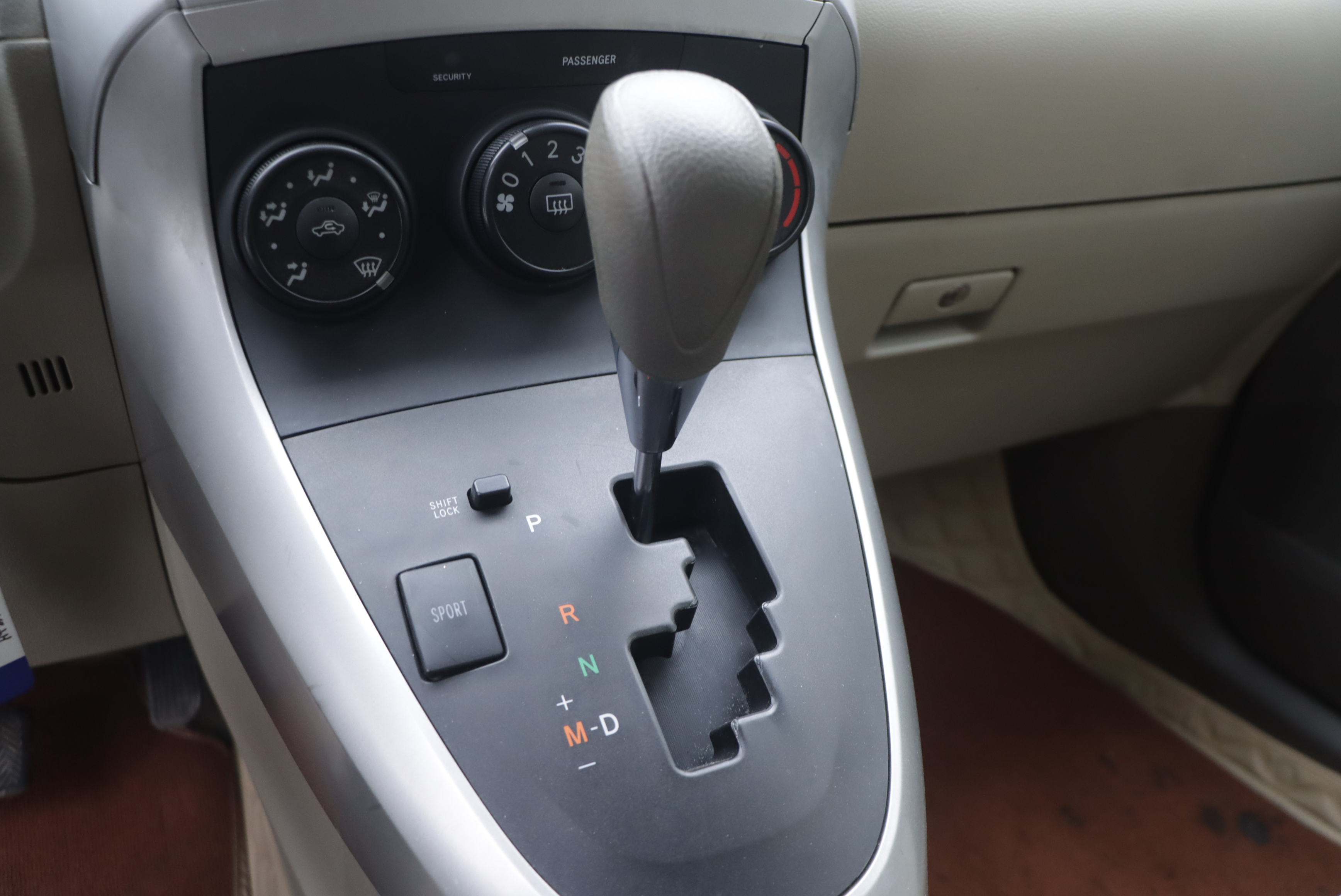 Toyota Verso 2015 immagine di auto #11