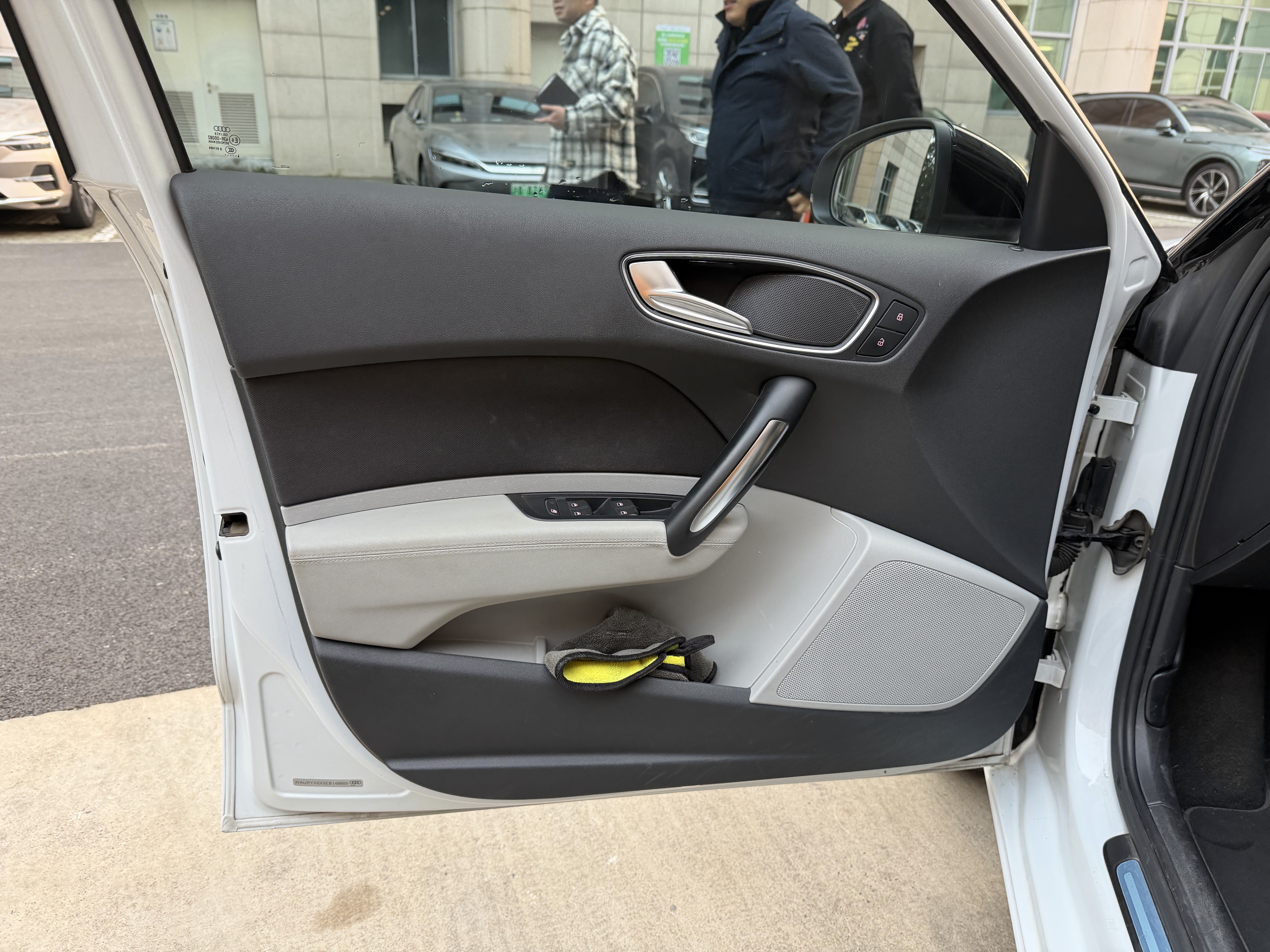Audi A1 2014 car image #11