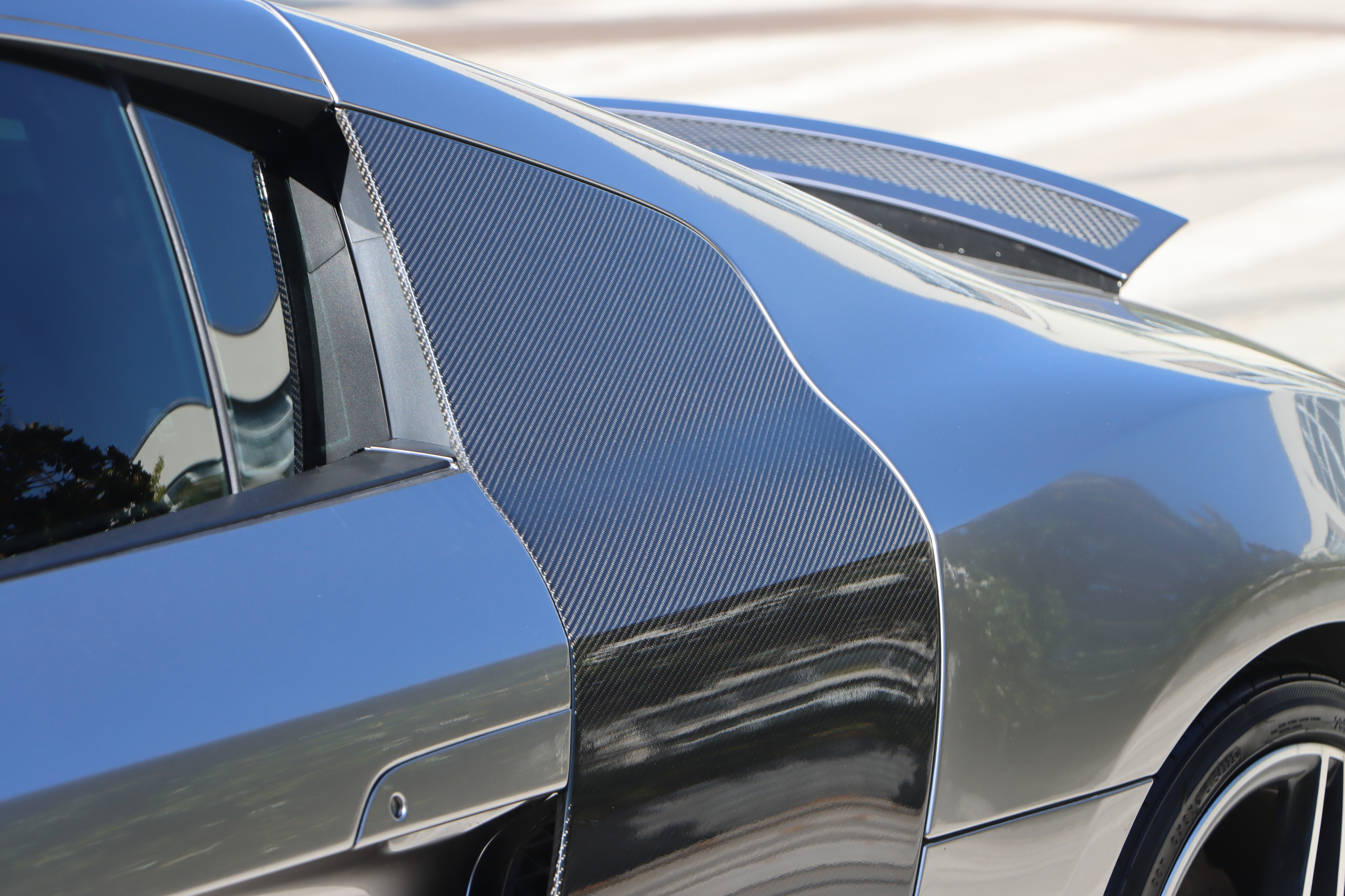 Audi R8 2016 car image #11