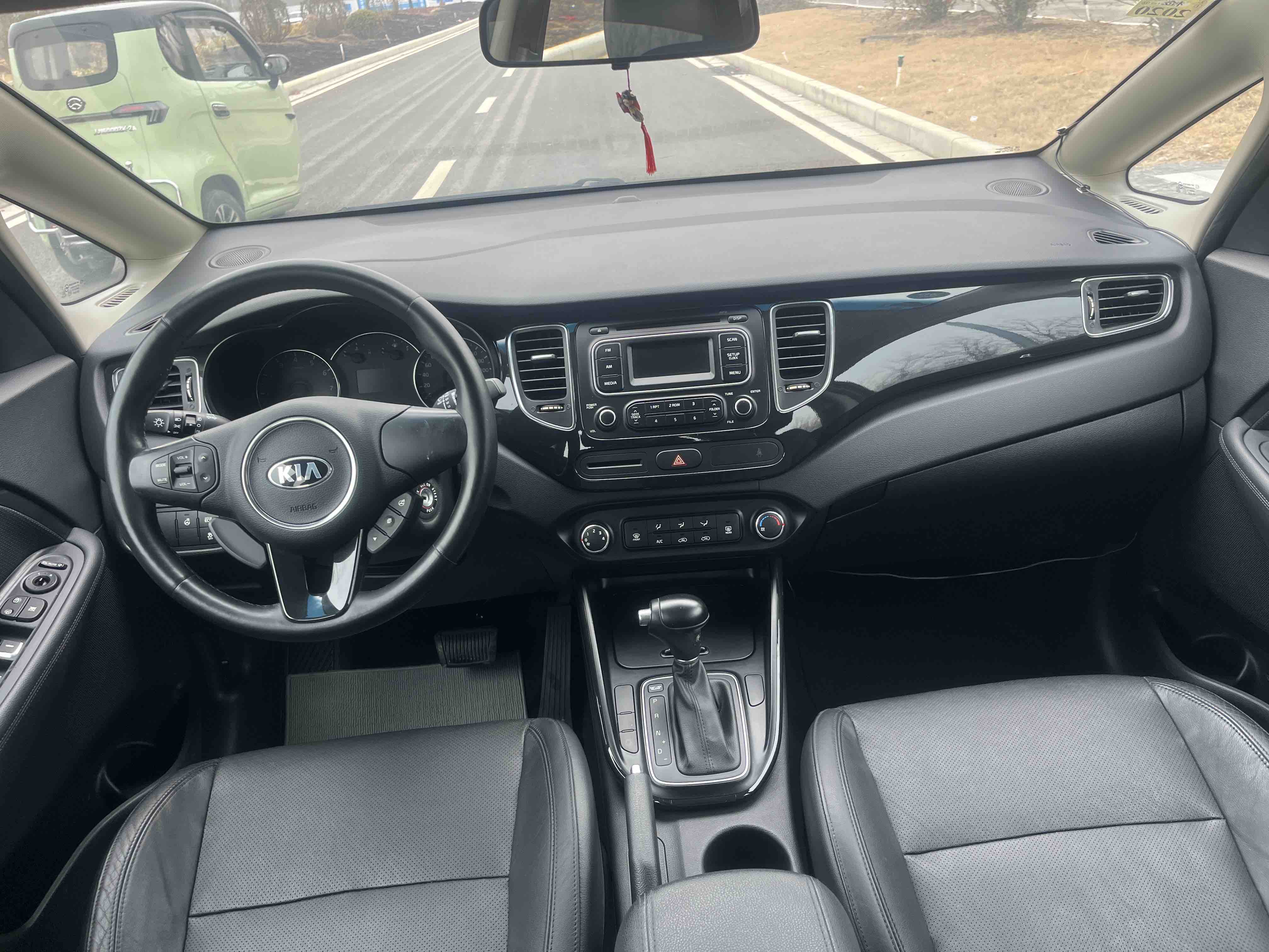 起亚 佳乐 2014 汽车图片 #11