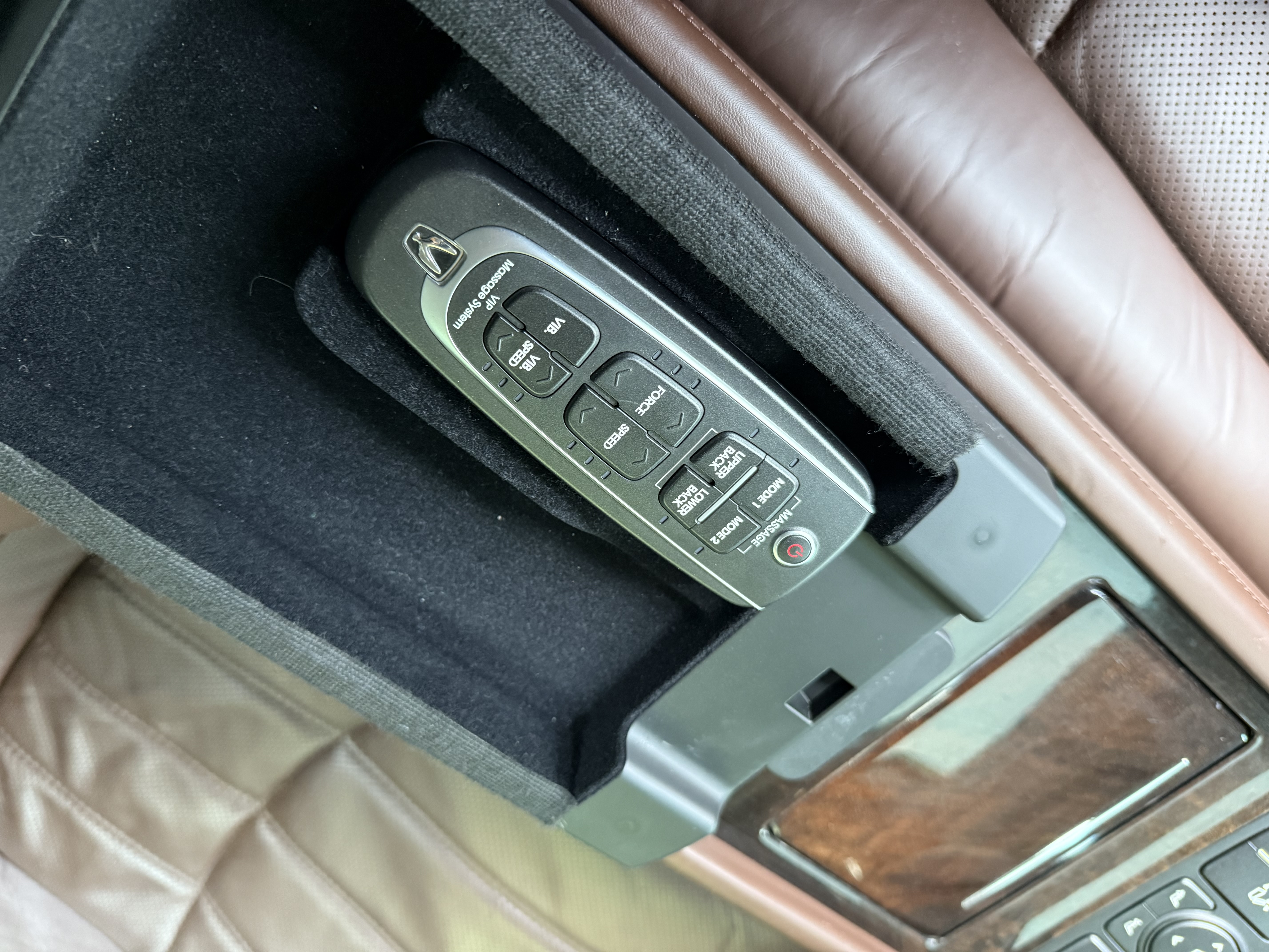 Hyundai Equus 2012 immagine di auto #11