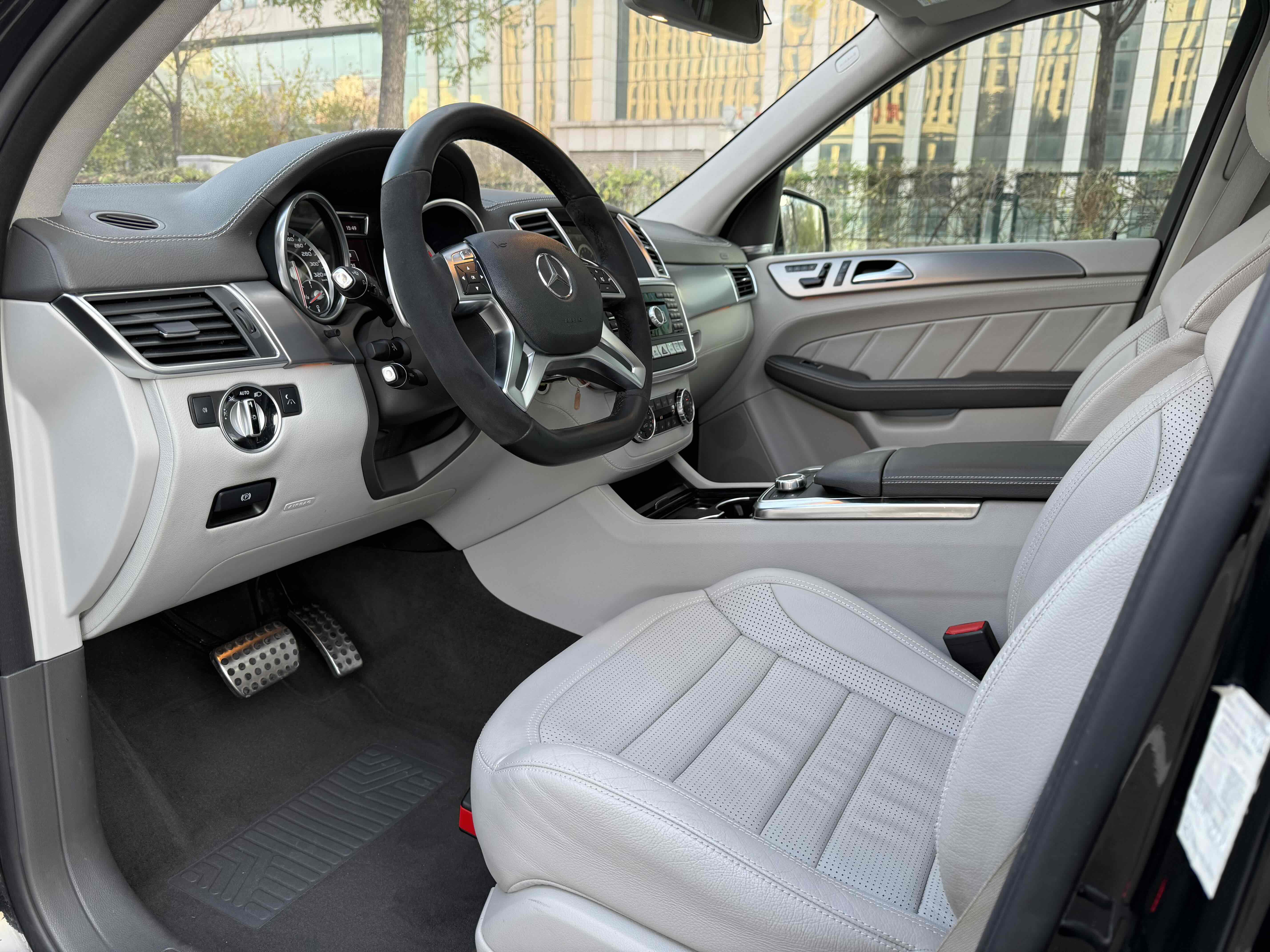 Mercedes-Benz M Class 2013 #11 Mercedes-Benz M Class 2013 car image #11