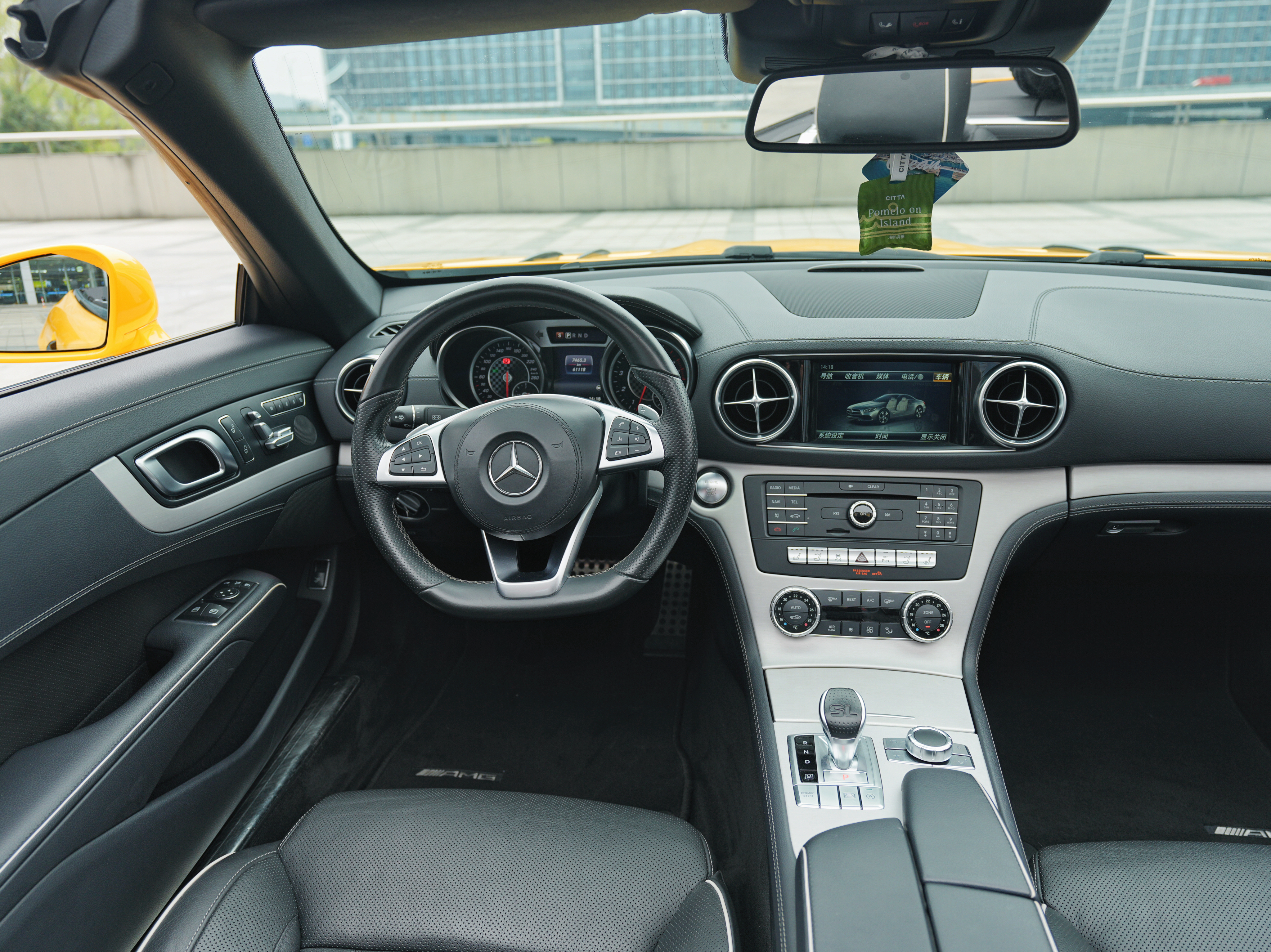 Mercedes-Benz SL Class 2017 car image #11