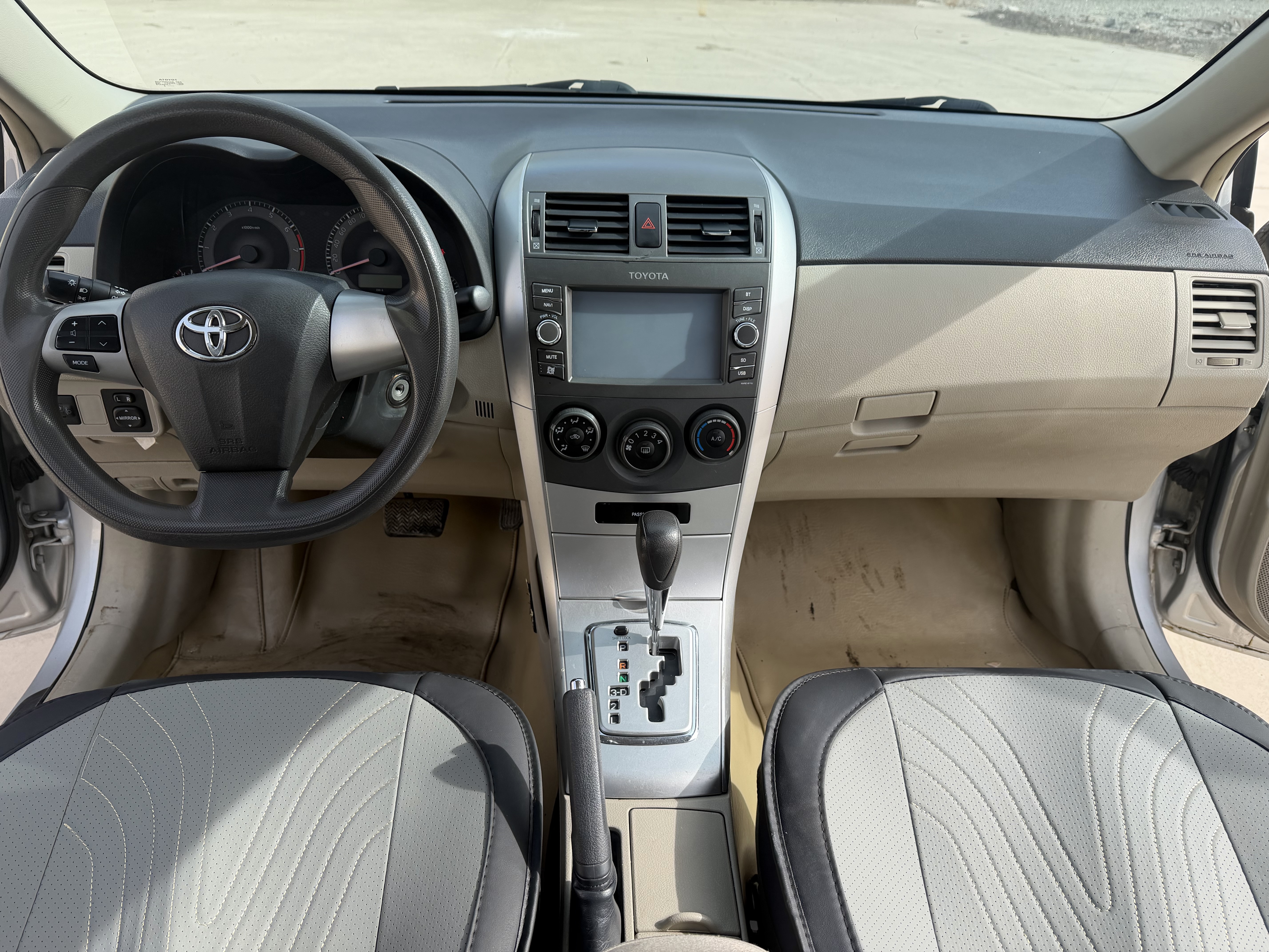 Toyota Corolla 2013 #11 Toyota Corolla 2013 car image #11