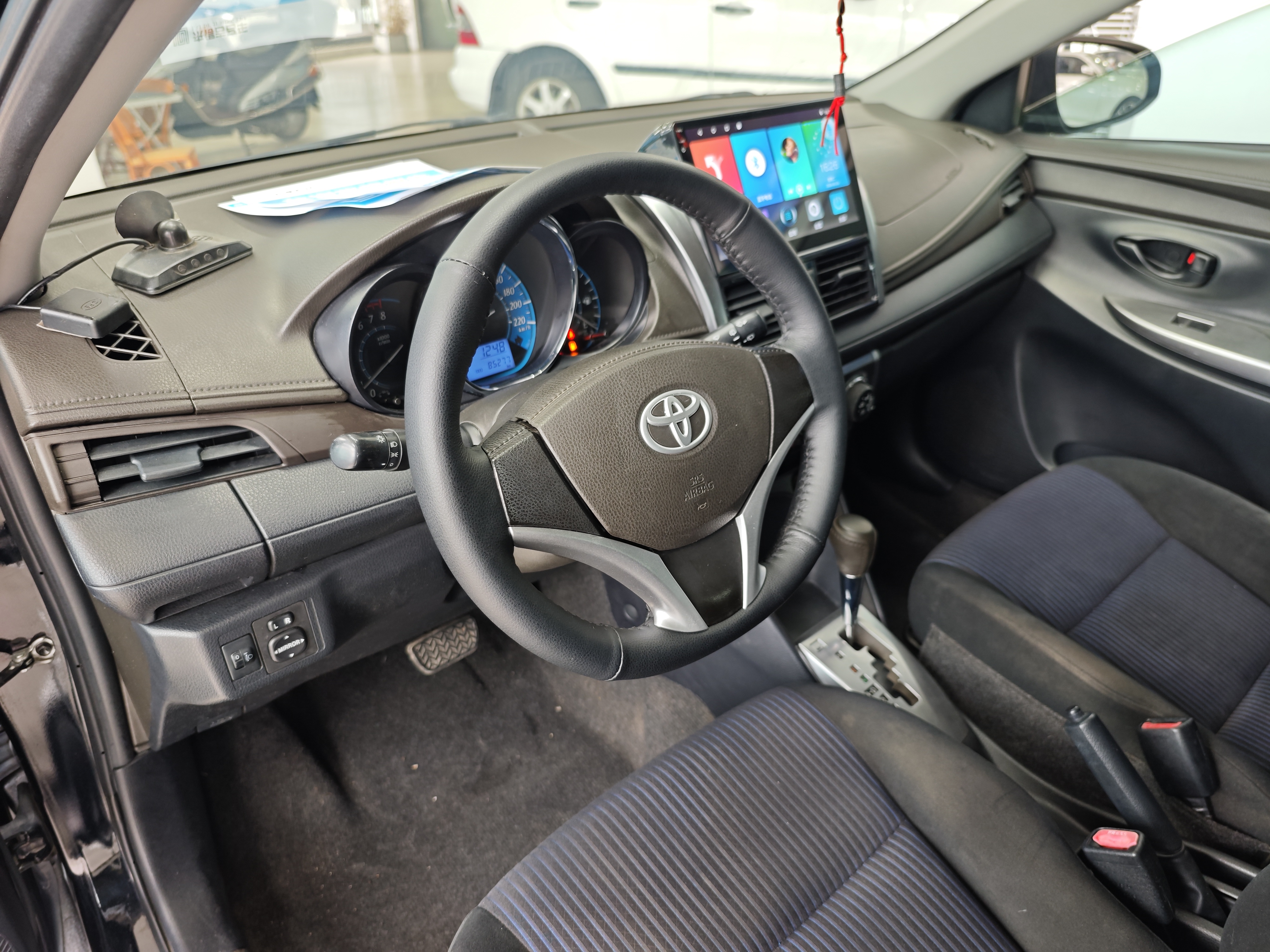 Yaris L Zhixuan 2014 #11 Yaris L Zhixuan 2014 car image #11