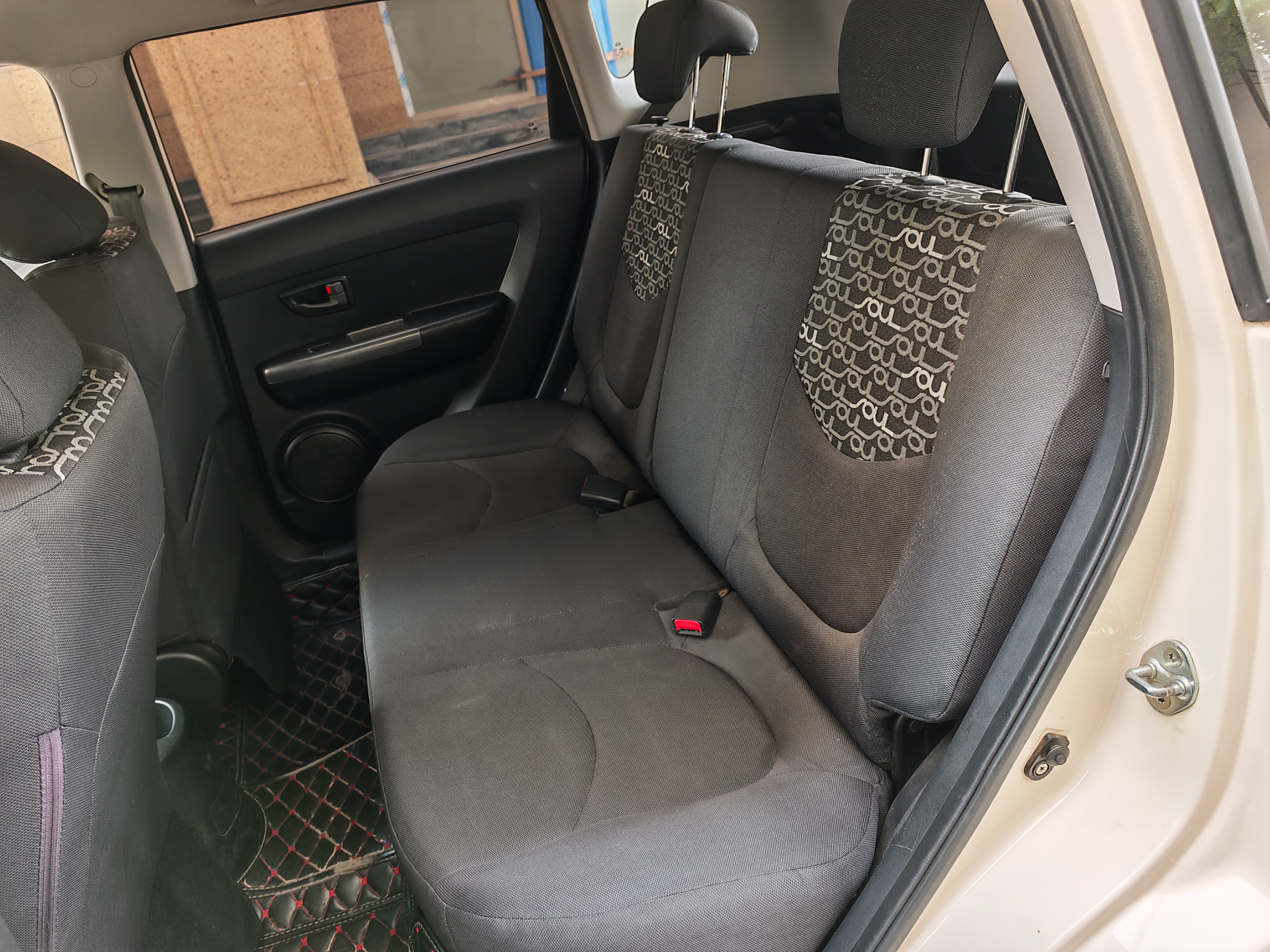 起亚 秀尔 2013 汽车图片 #11