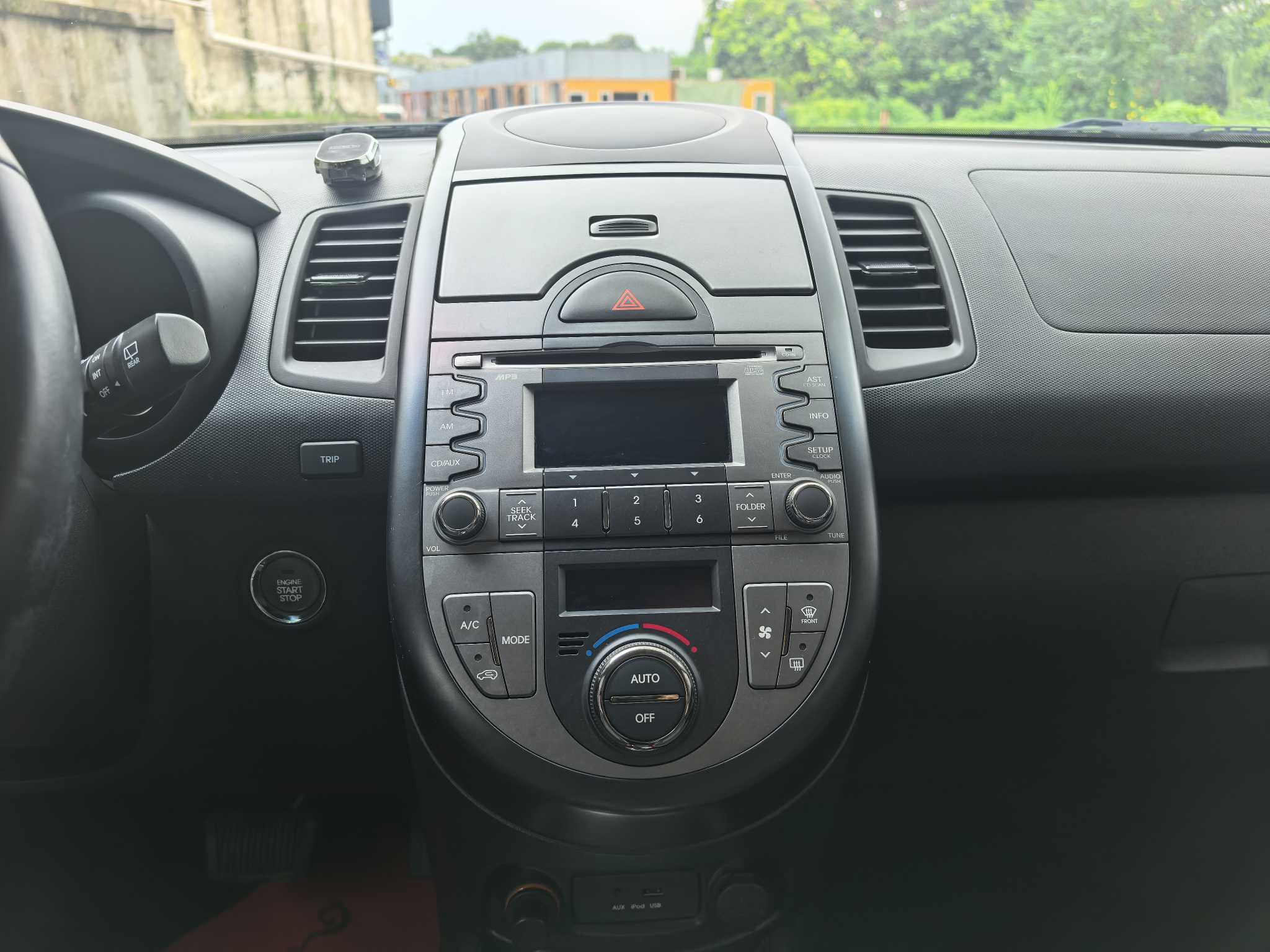 起亚 秀尔 2014 汽车图片 #11