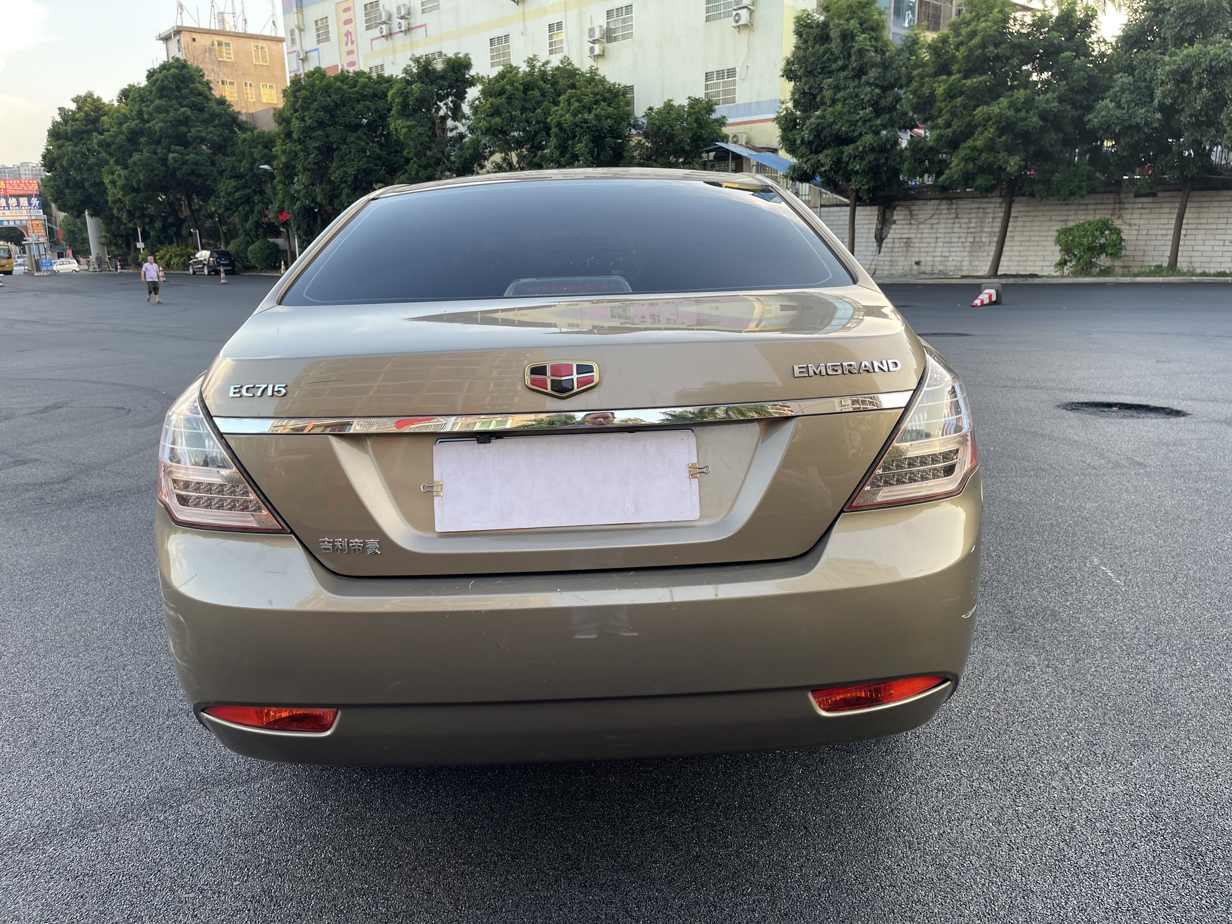 GEELY Emgrand Classic 2014 car image #11