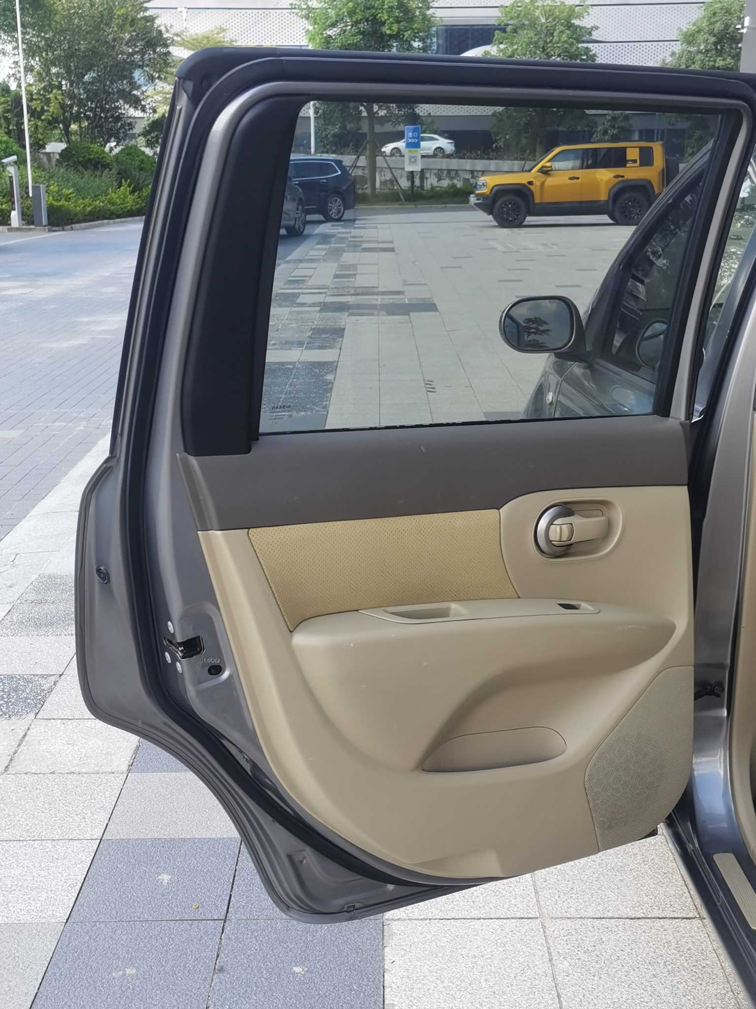 日产 骏逸 2010 汽车图片 #11