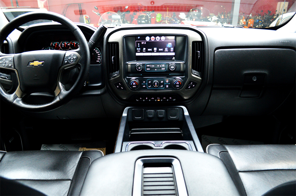 Chevrolet Silverado 2018 car image #11