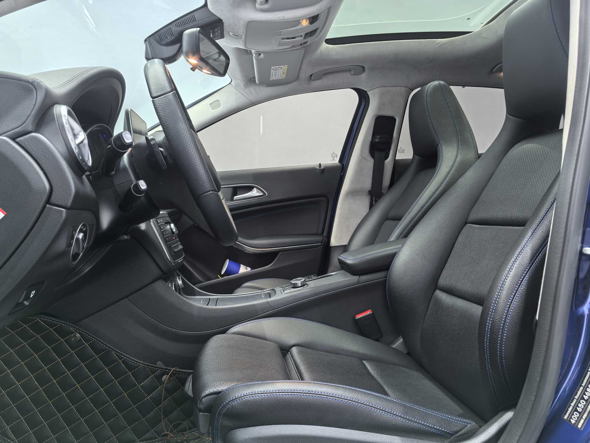 Mercedes-Benz GLA Class 2016 car image #11