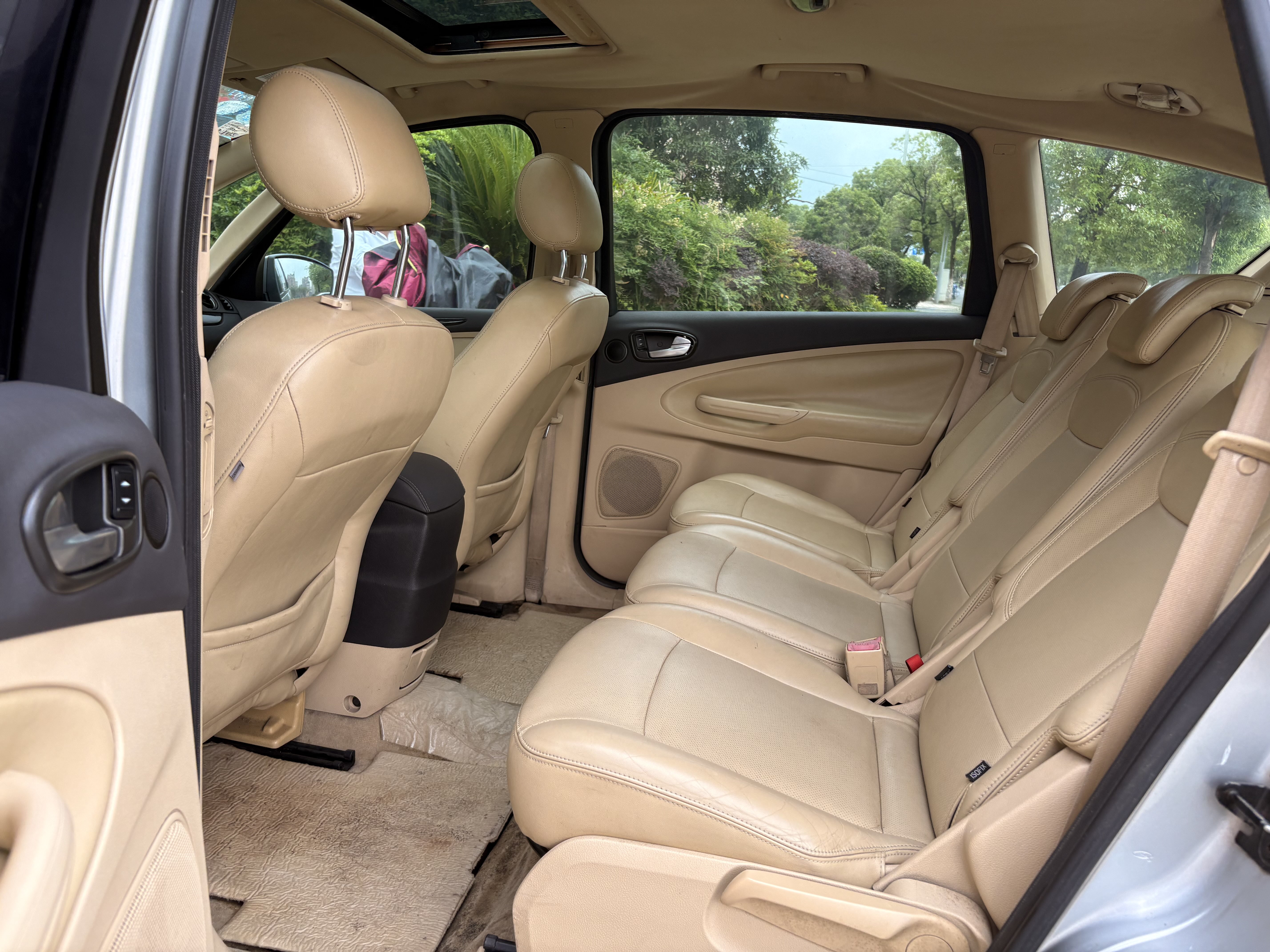 Ford S-MAX 2010 изображение автомобиля #11