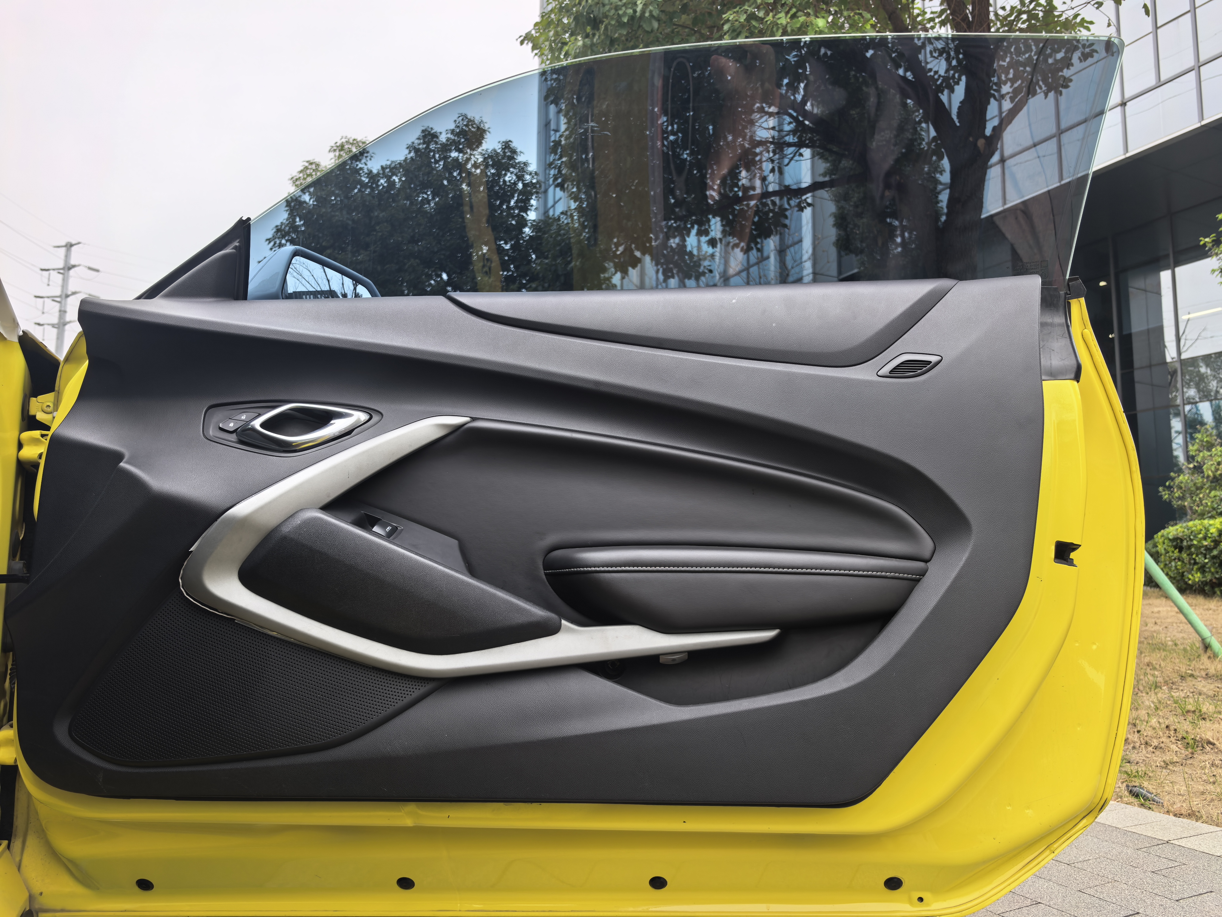 Chevrolet 2016 car image #11
