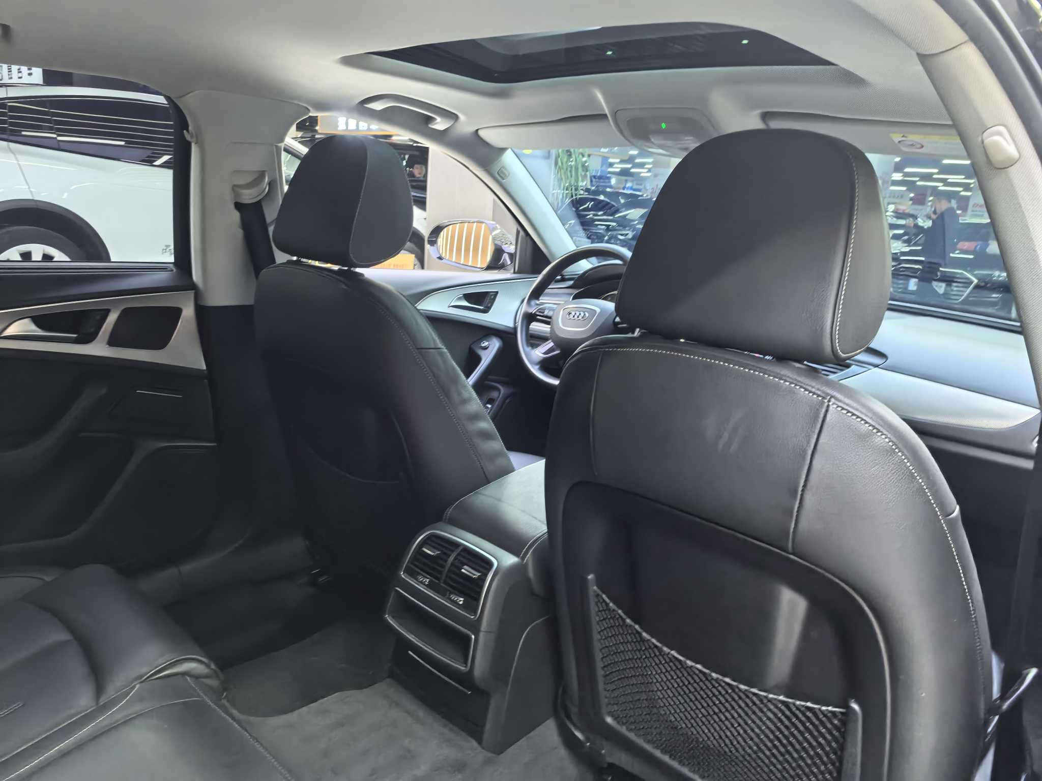 Audi A6L 2018 immagine di auto #11