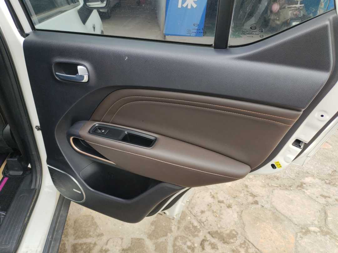 GAC Trumpchi GS3 2018 #11 GAC Trumpchi GS3 2018 car image #11