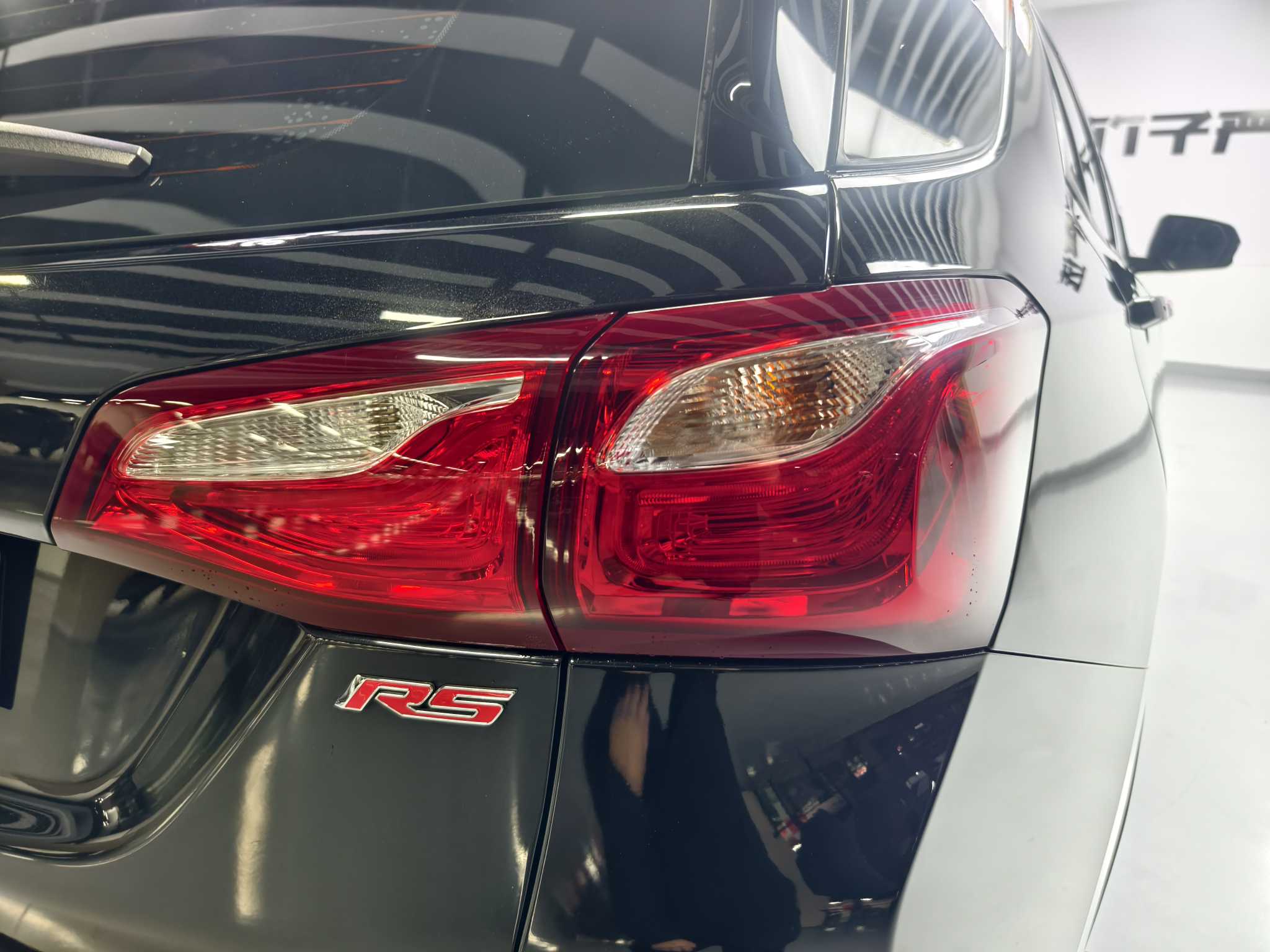 Chevrolet Equinox 2018 immagine di auto #11