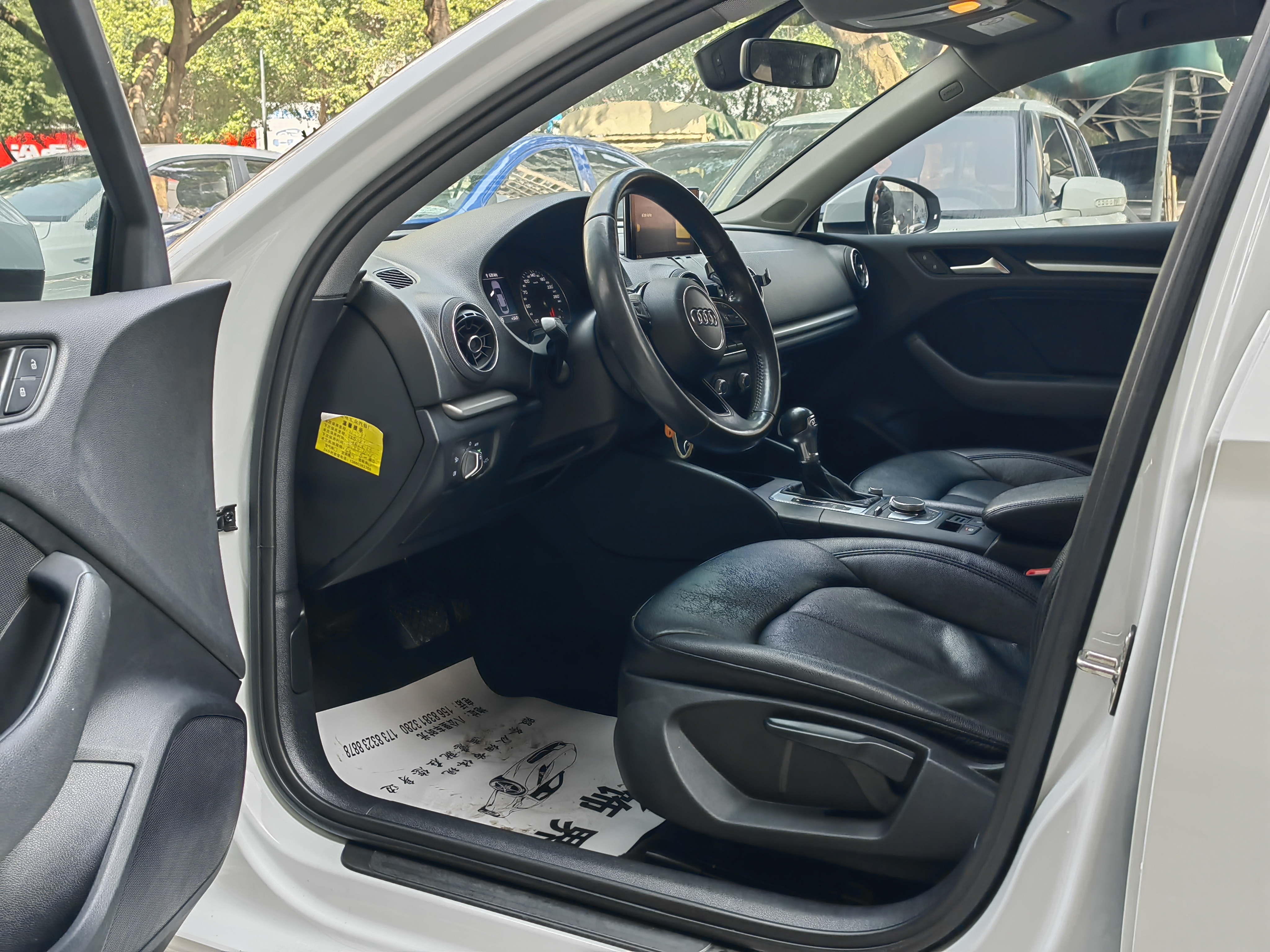 Audi A3 2018 car image #11