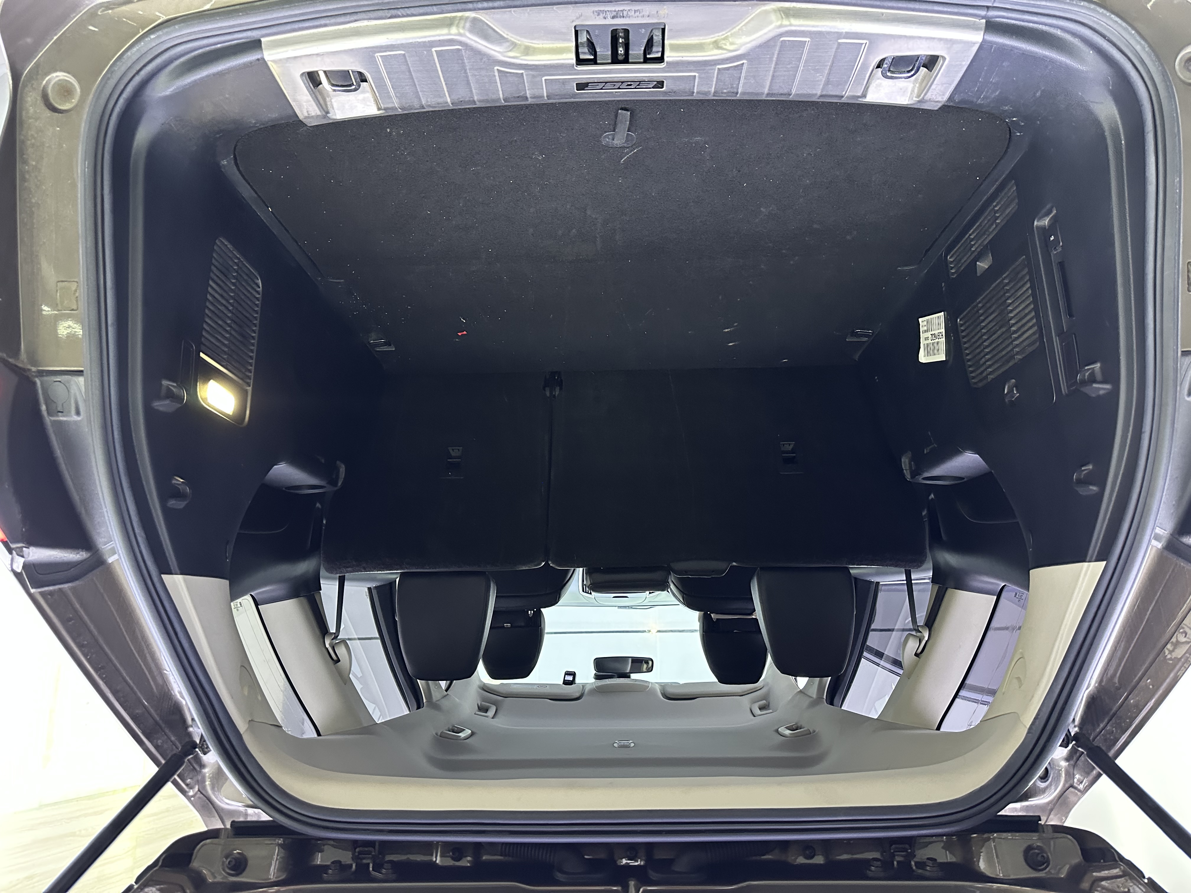 Ford Edge 2018 изображение автомобиля #11