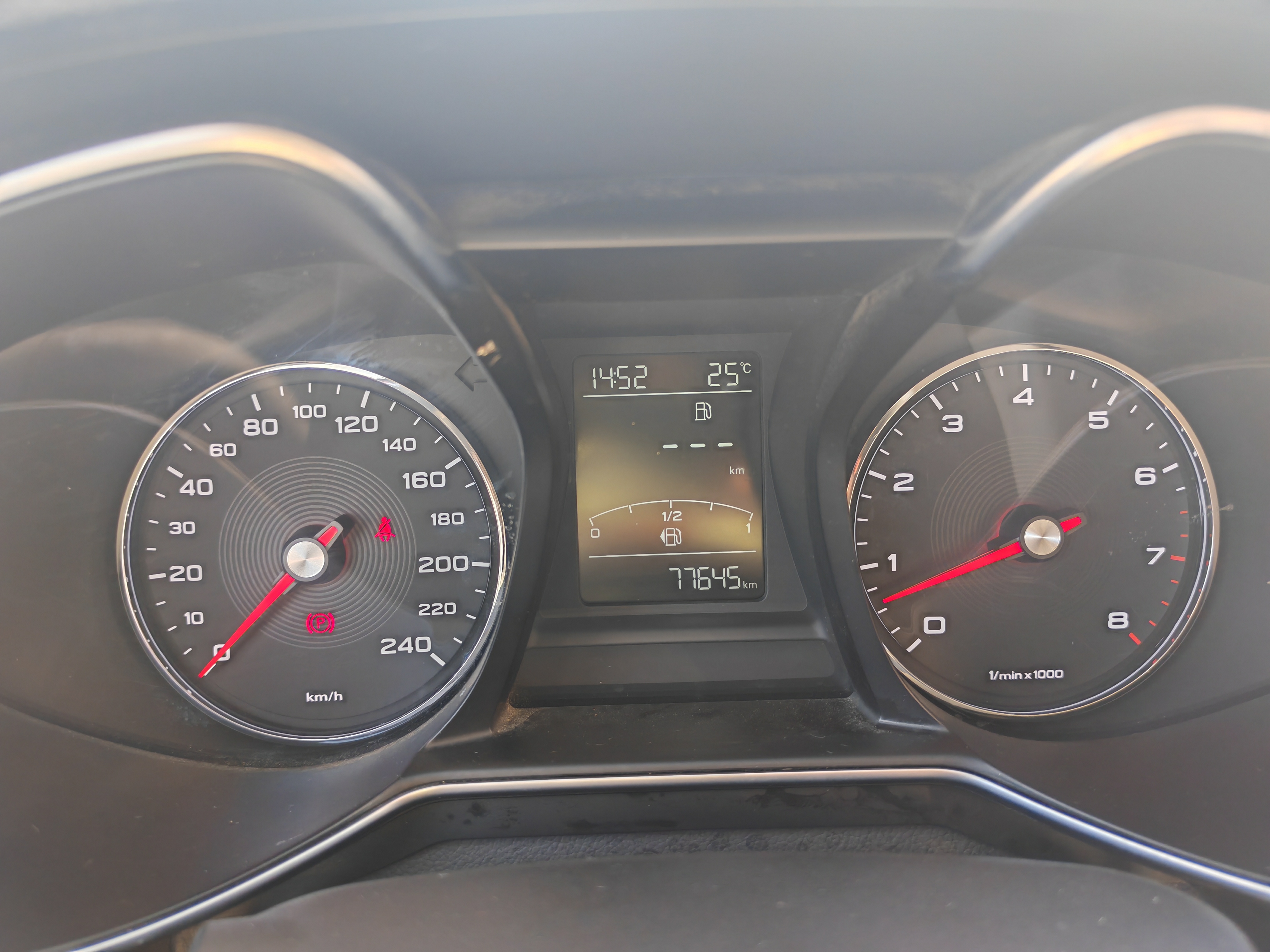 MG 6 2018 car image #11