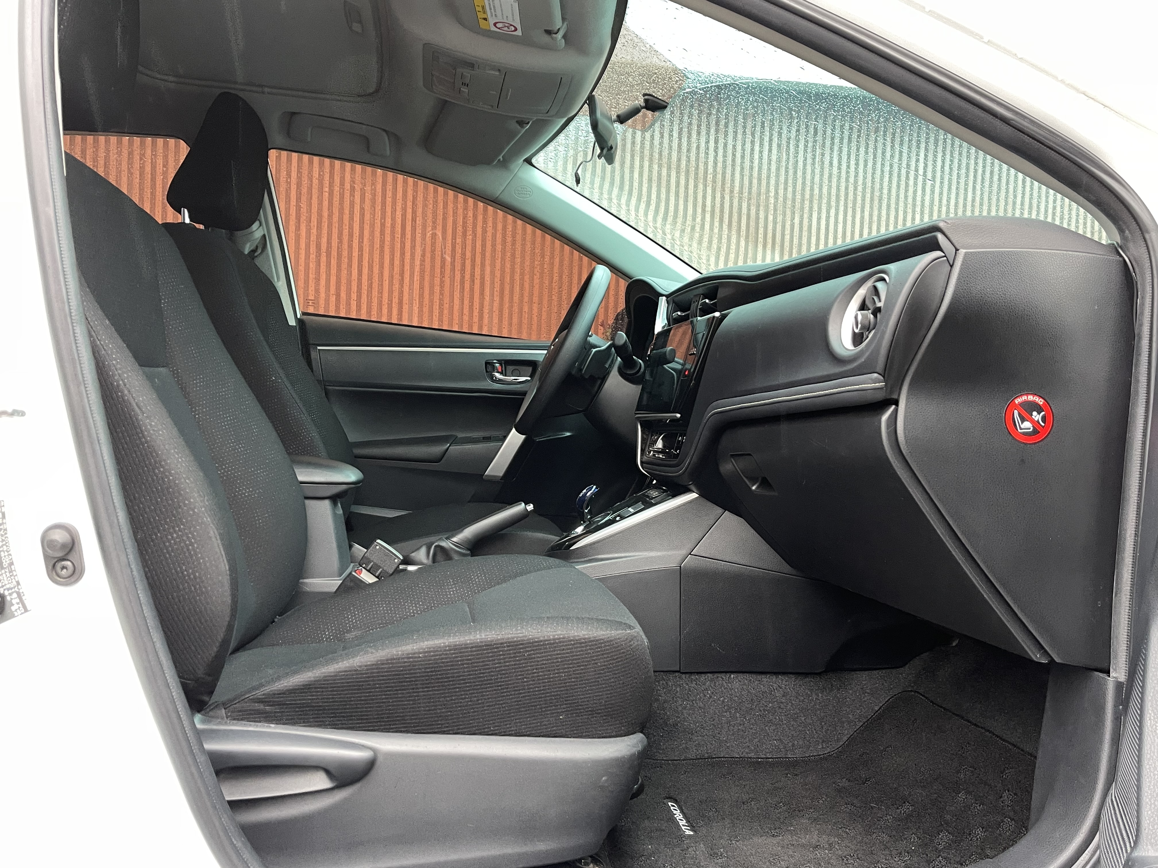 Toyota Corolla 2019 #11 Toyota Corolla 2019 car image #11