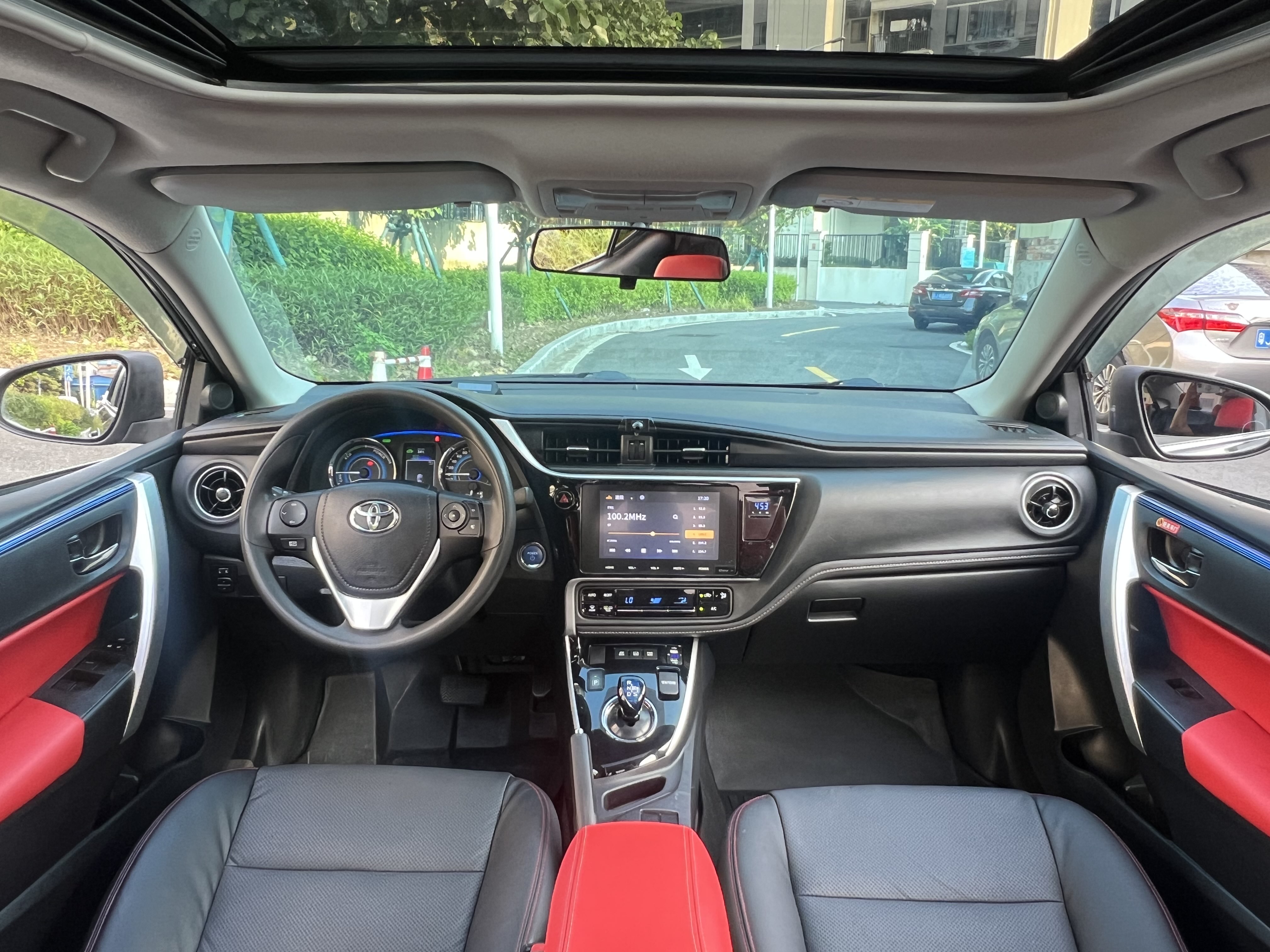 Toyota Corolla 2019 #11 Toyota Corolla 2019 car image #11