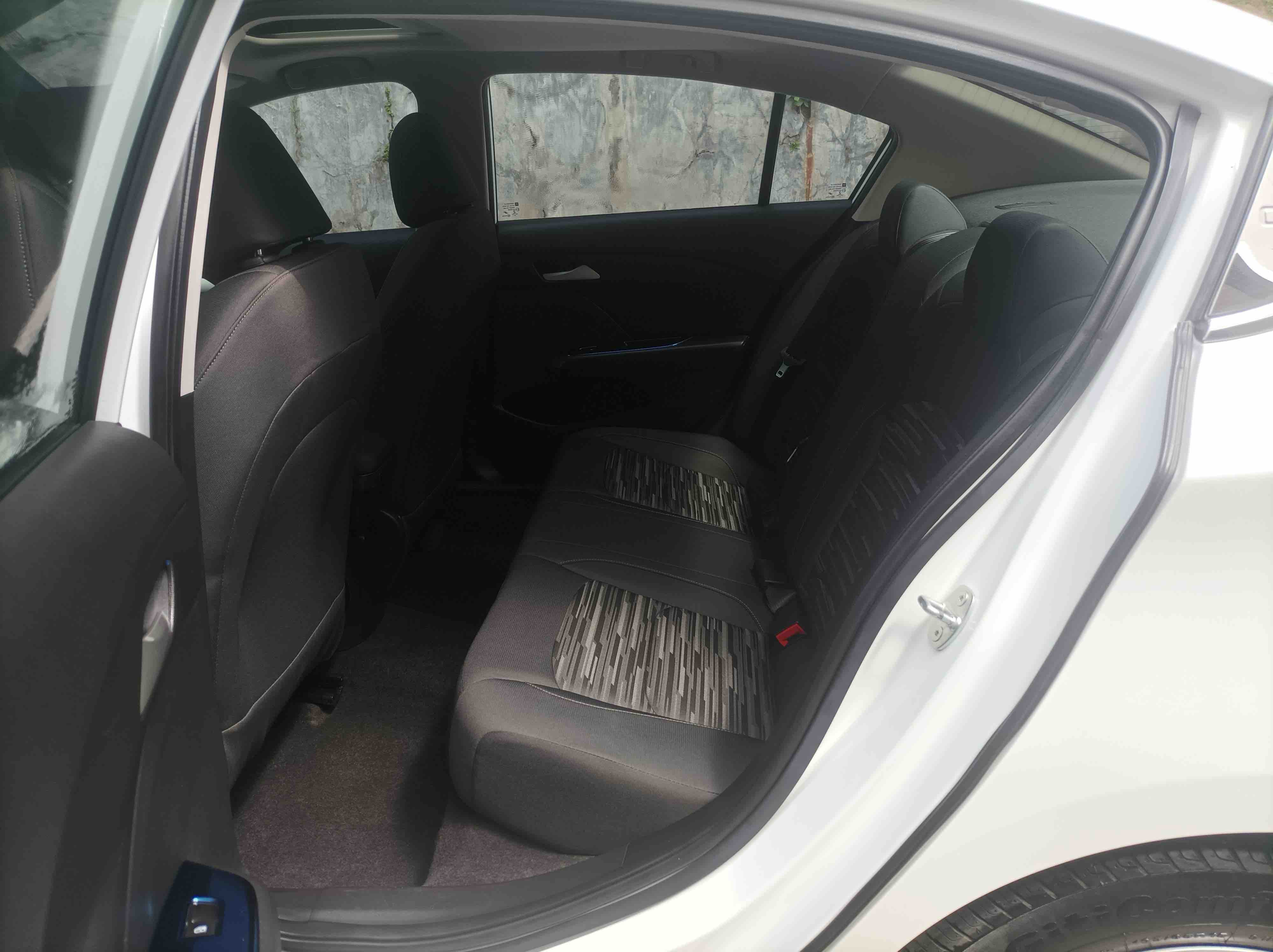 Chevrolet Cavalier 2018 imagem de carro #11