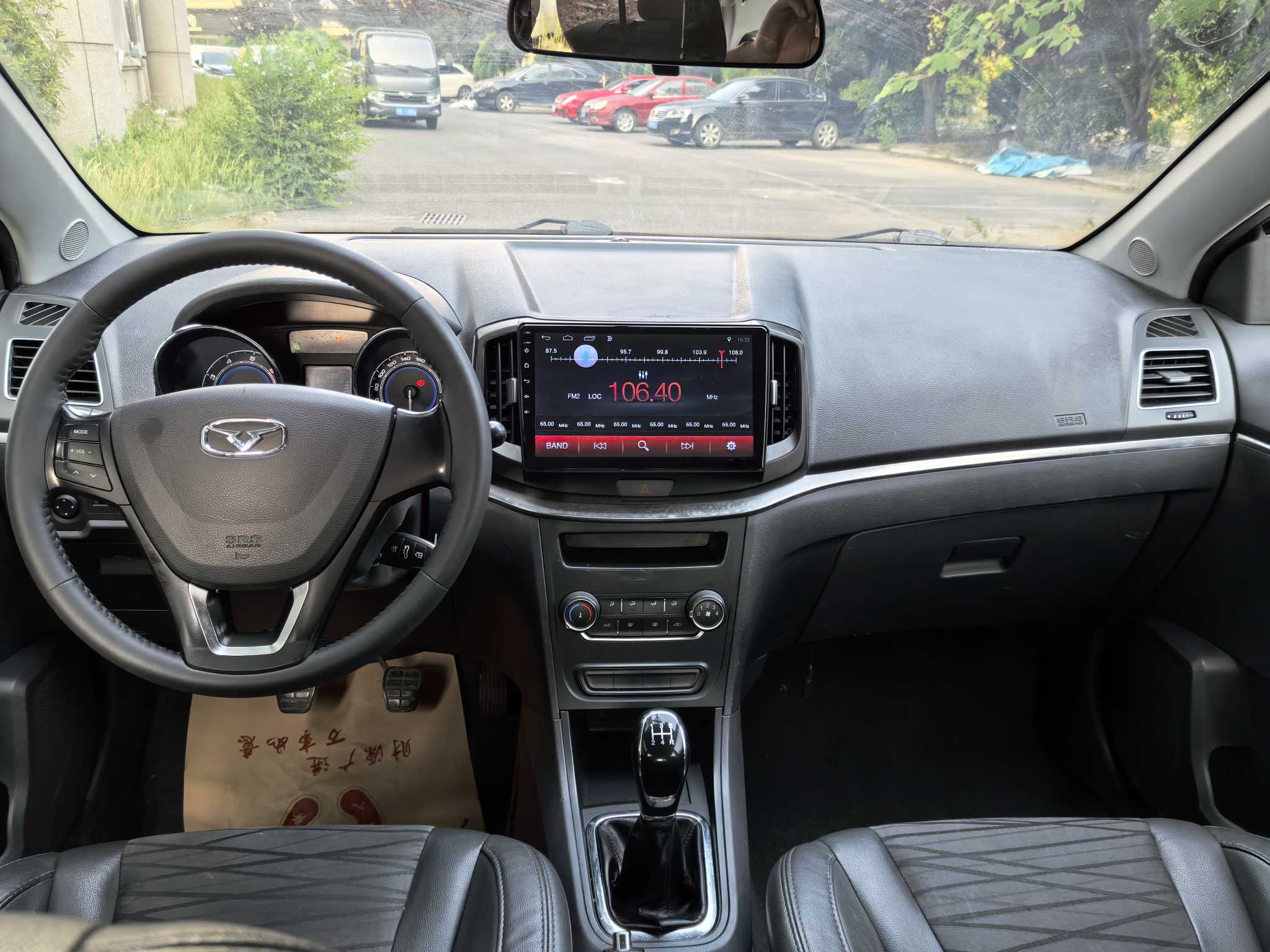 Kaiyi E3 2018 #11 Kaiyi E3 2018 car image #11