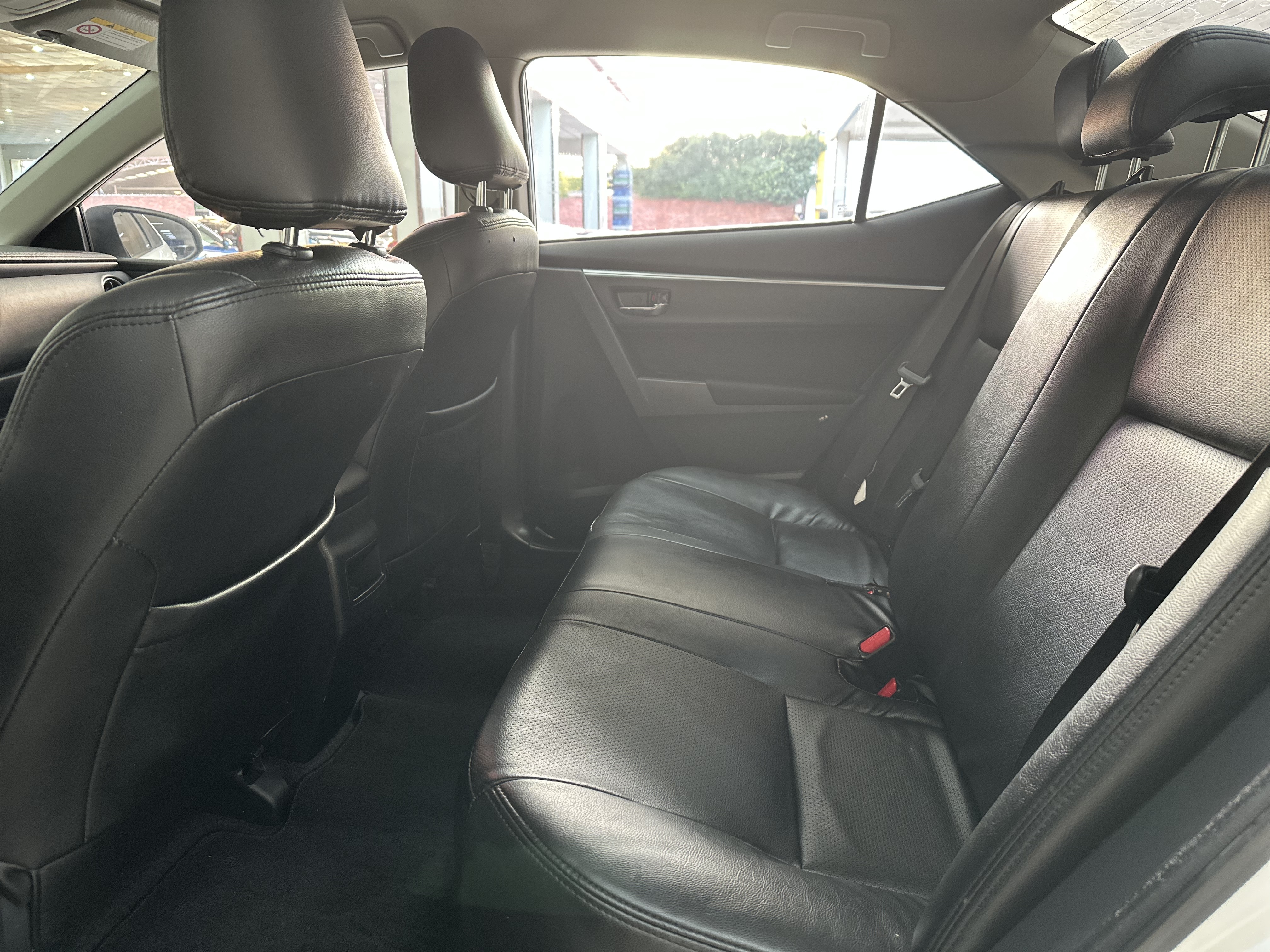 Toyota Corolla 2018 car image #11