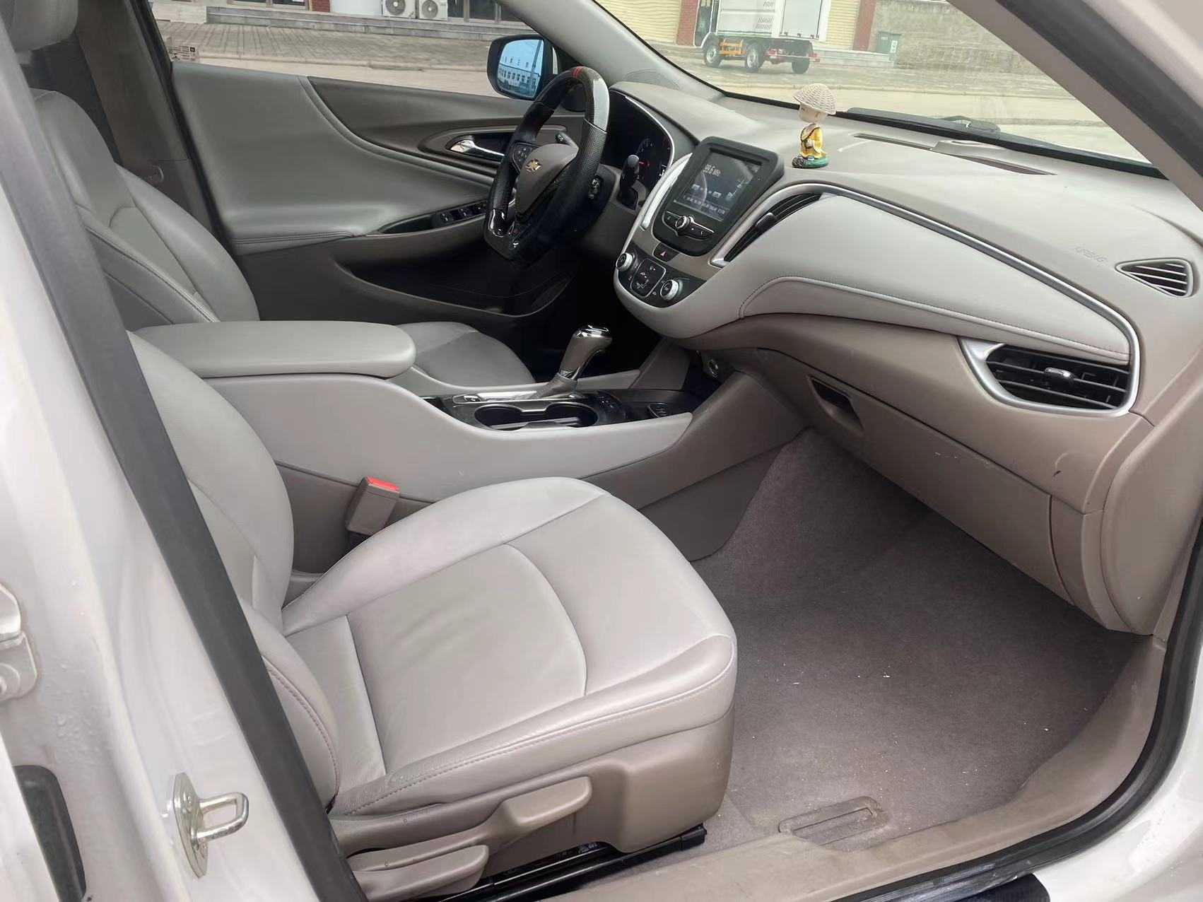 Chevrolet Malibu XL 2018 immagine di auto #11