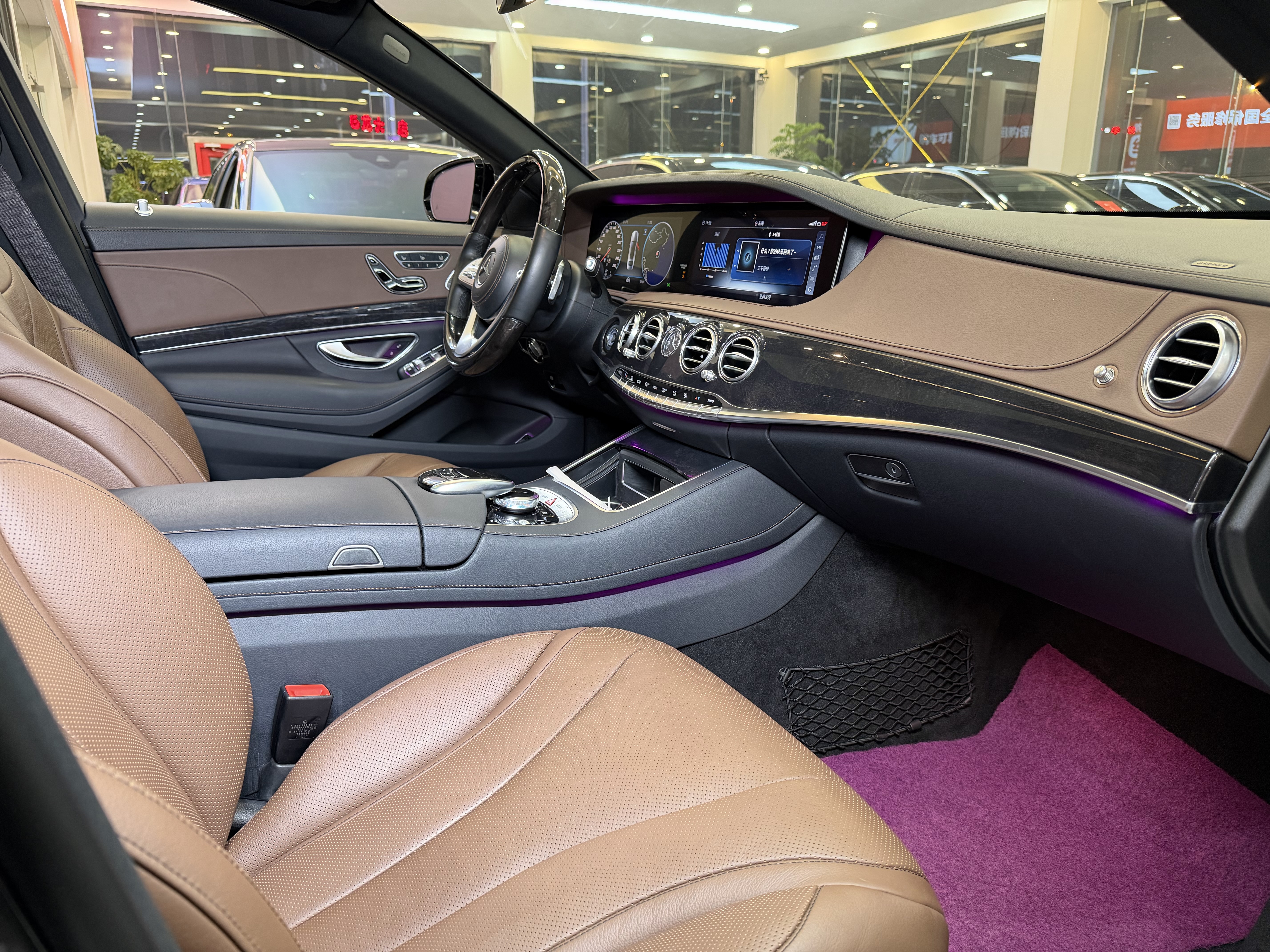 Mercedes-Benz 2018 #11 Mercedes-Benz 2018 car image #11